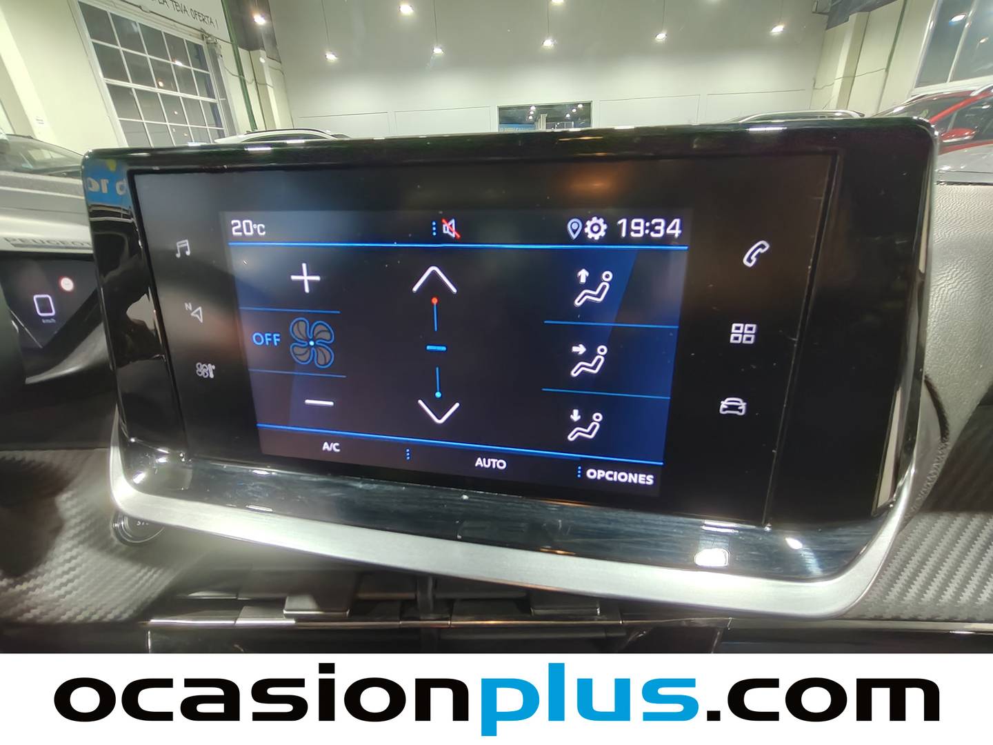 Foto Peugeot 208 Peugeot 208 PureTech 100 Allure (100 CV)