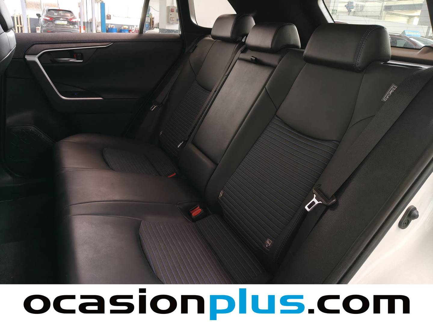 Foto asientos traseros Toyota Rav4 Toyota Rav4 2.5l hybrid Style 4WD (222 CV)