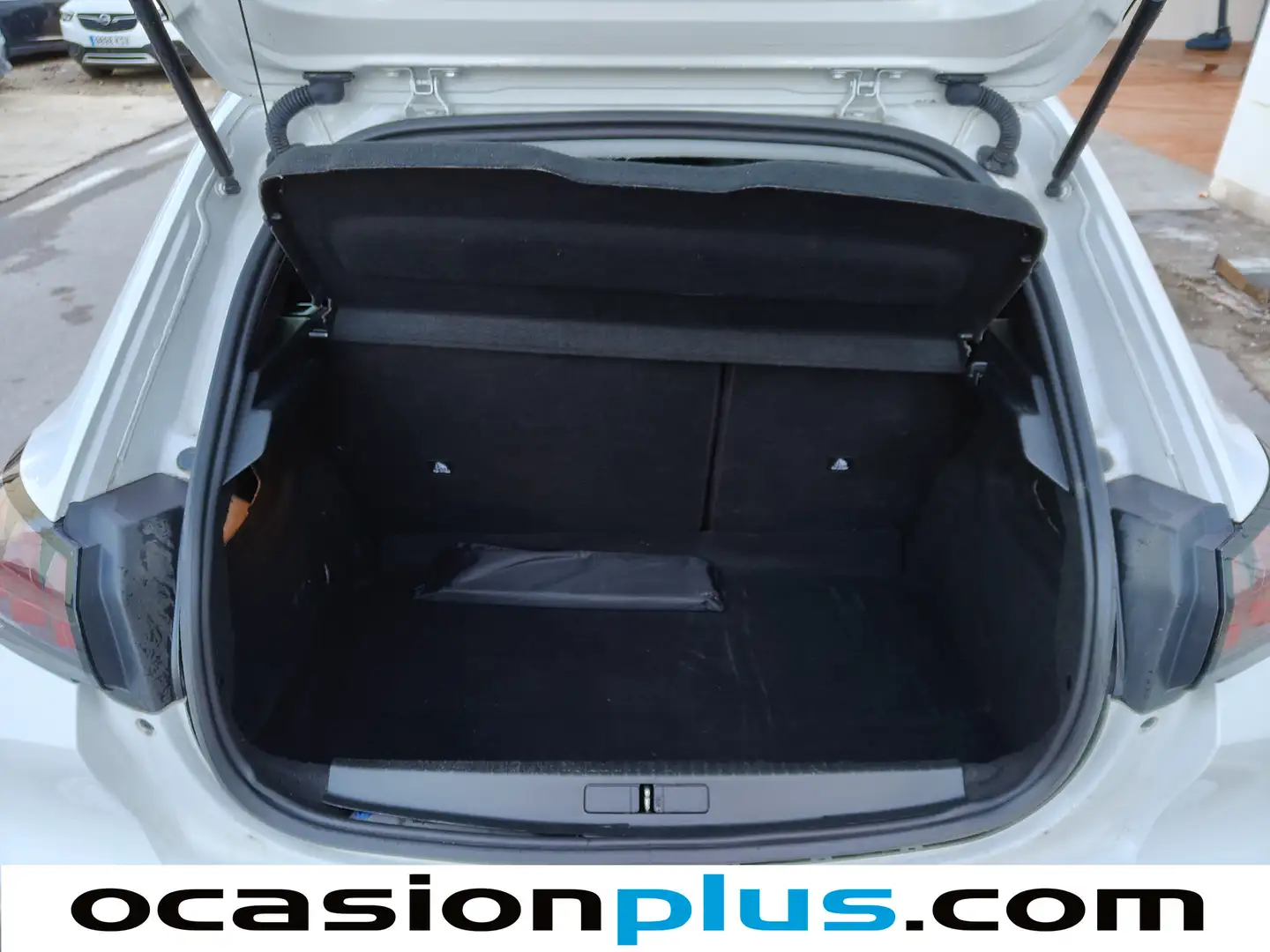 Foto Peugeot 208 Peugeot 208 PureTech 100 Active Pack (100 CV)