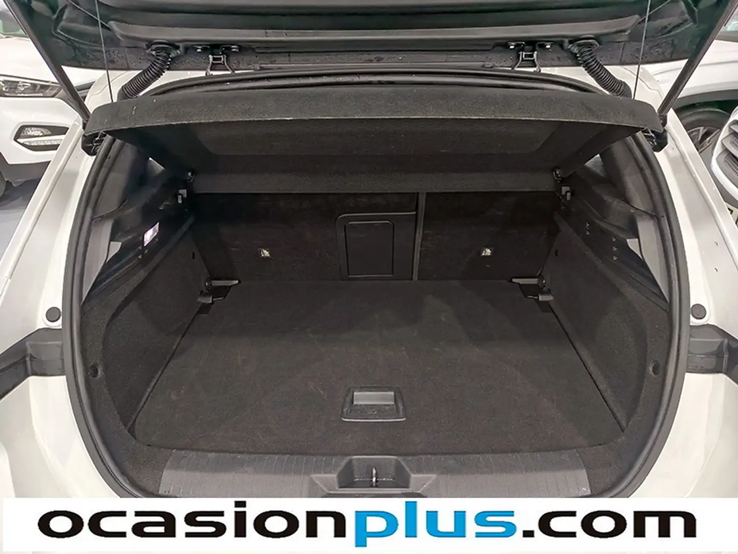 Foto Opel Astra Opel Astra 1.2 Turbo XHT GS (130 CV)