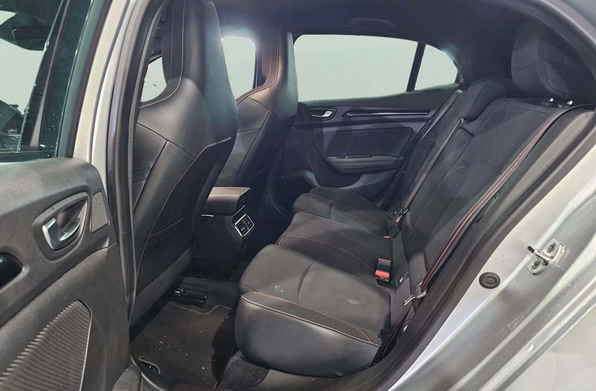 Renault Mégane RS TCe GPF EDC - foto 17