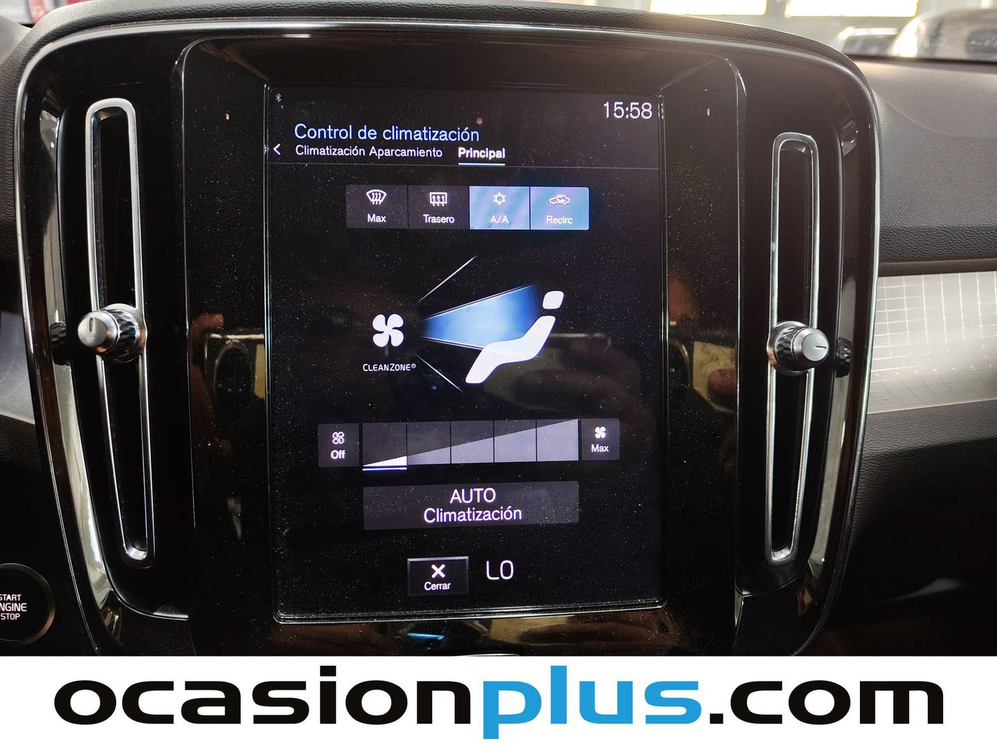 Foto Volvo XC40 Volvo XC40 T3 Momentum (163 CV)