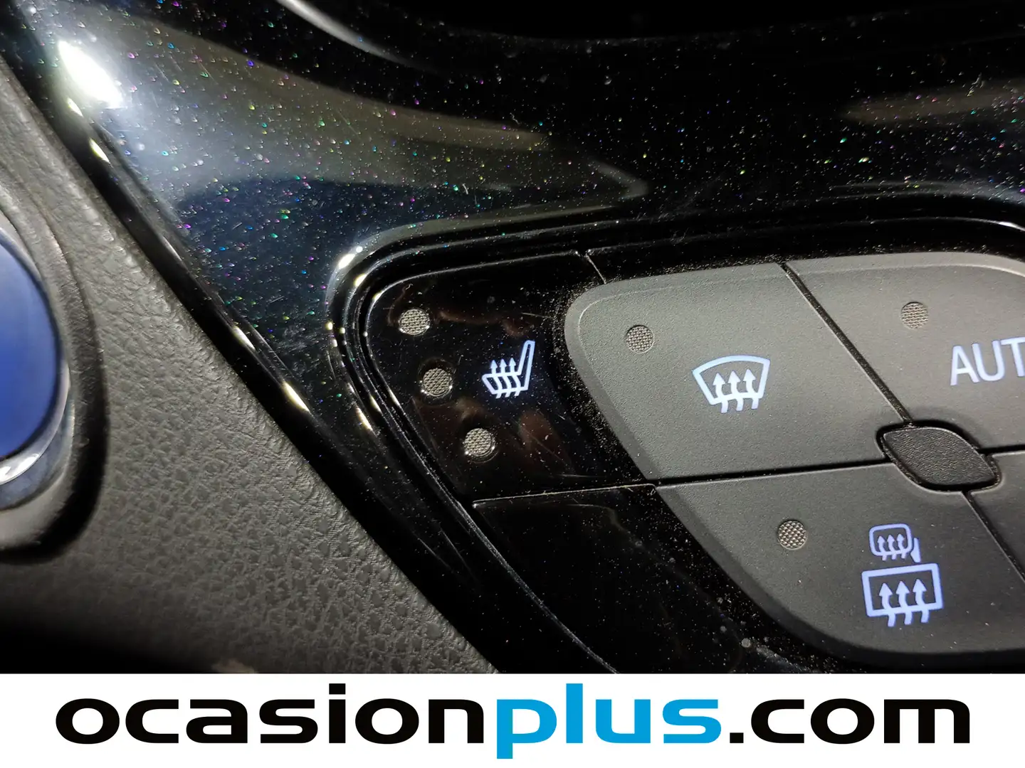 Foto Toyota C-HR Toyota C-HR 1.8 125H Dynamic Plus (122 CV)