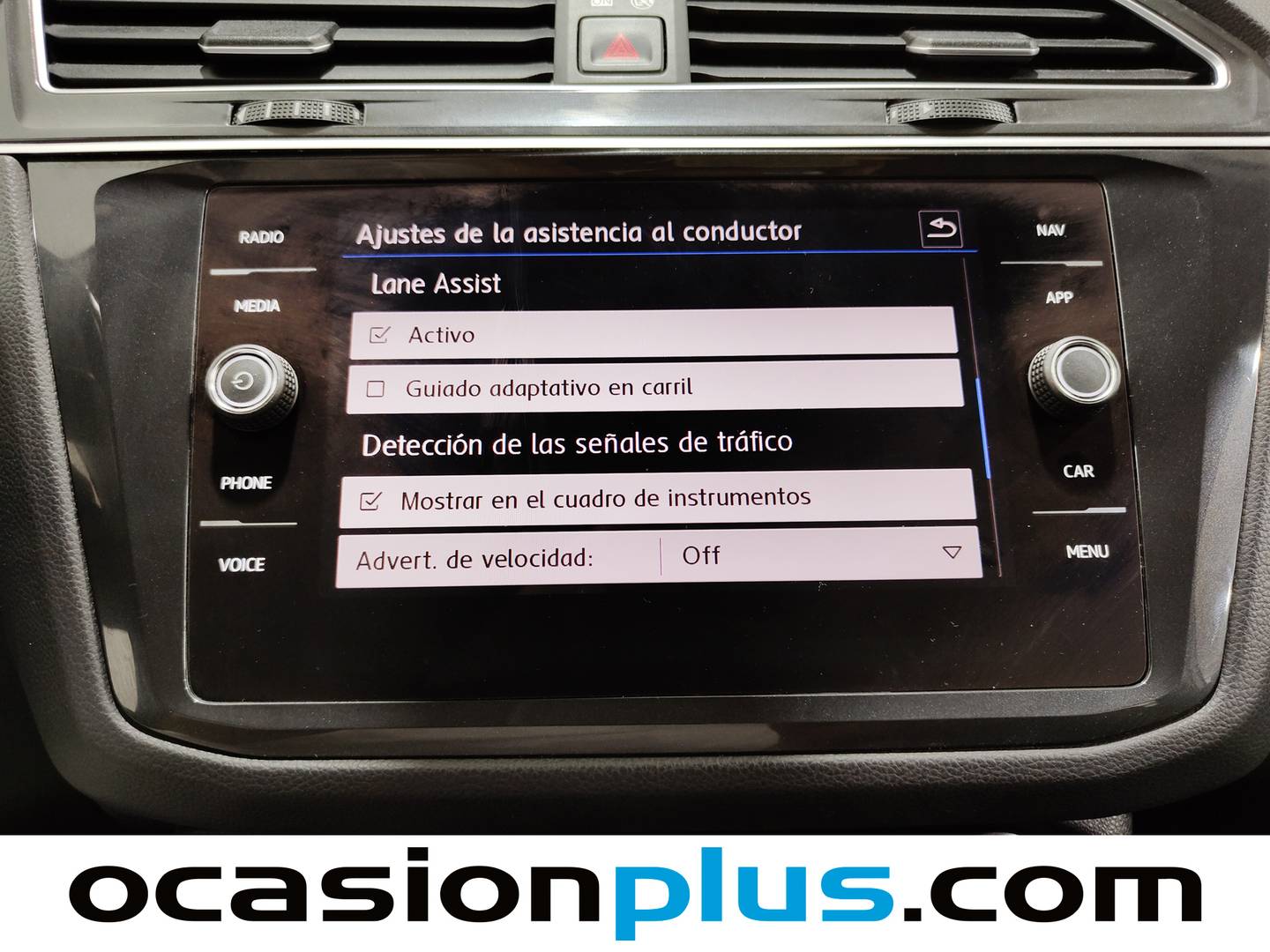 Foto Volkswagen Tiguan Volkswagen Tiguan Advance 2.0 TDI (150 CV) DSG Pack R-Line