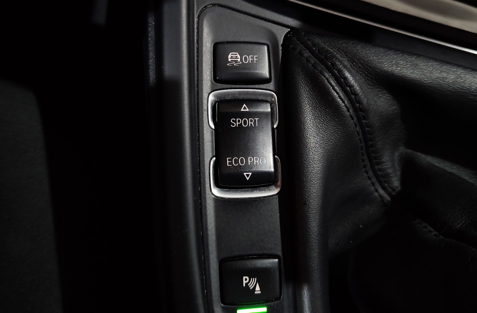 BMW Serie 3 318d - foto 13
