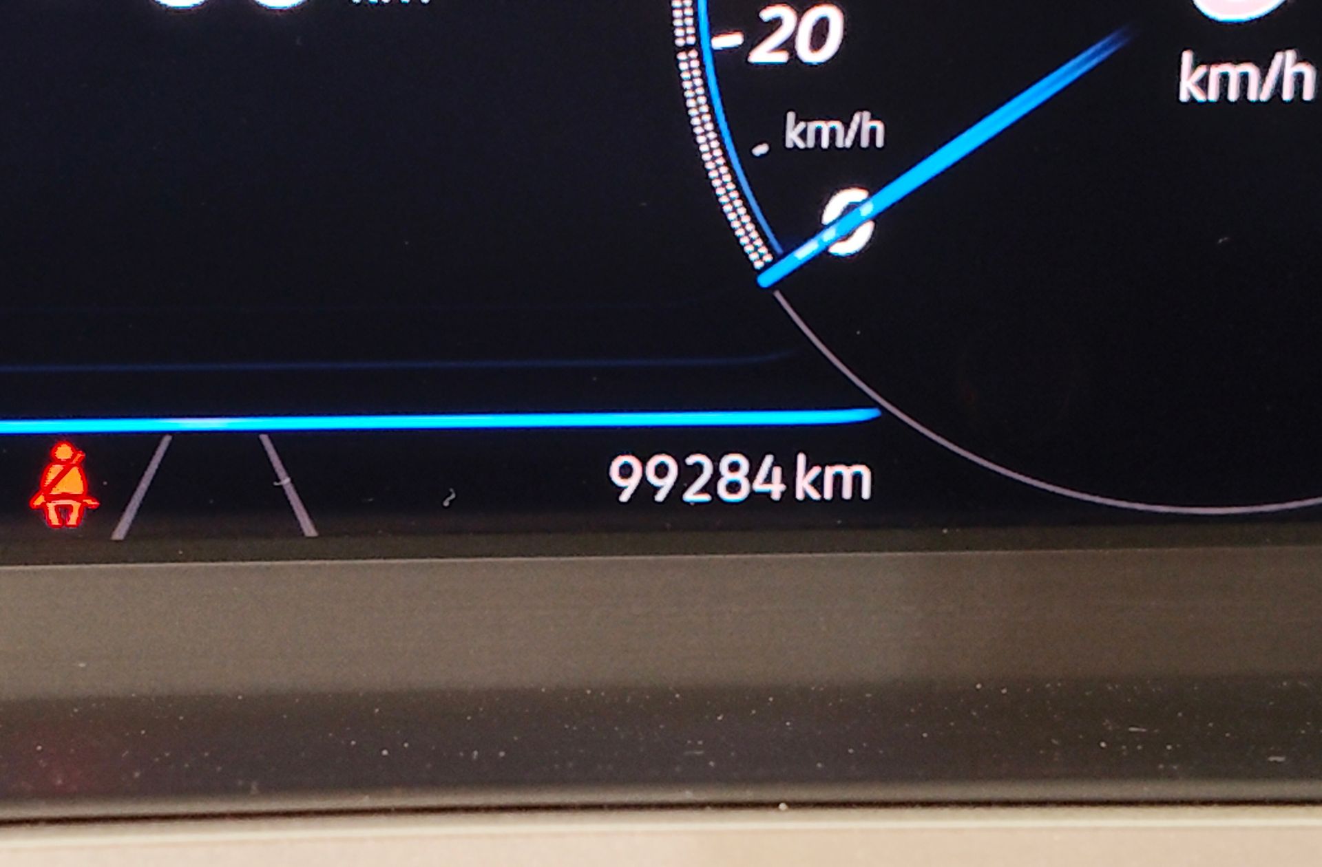 Volkswagen T-Roc R-Line 2.0 TDI DSG - foto 11