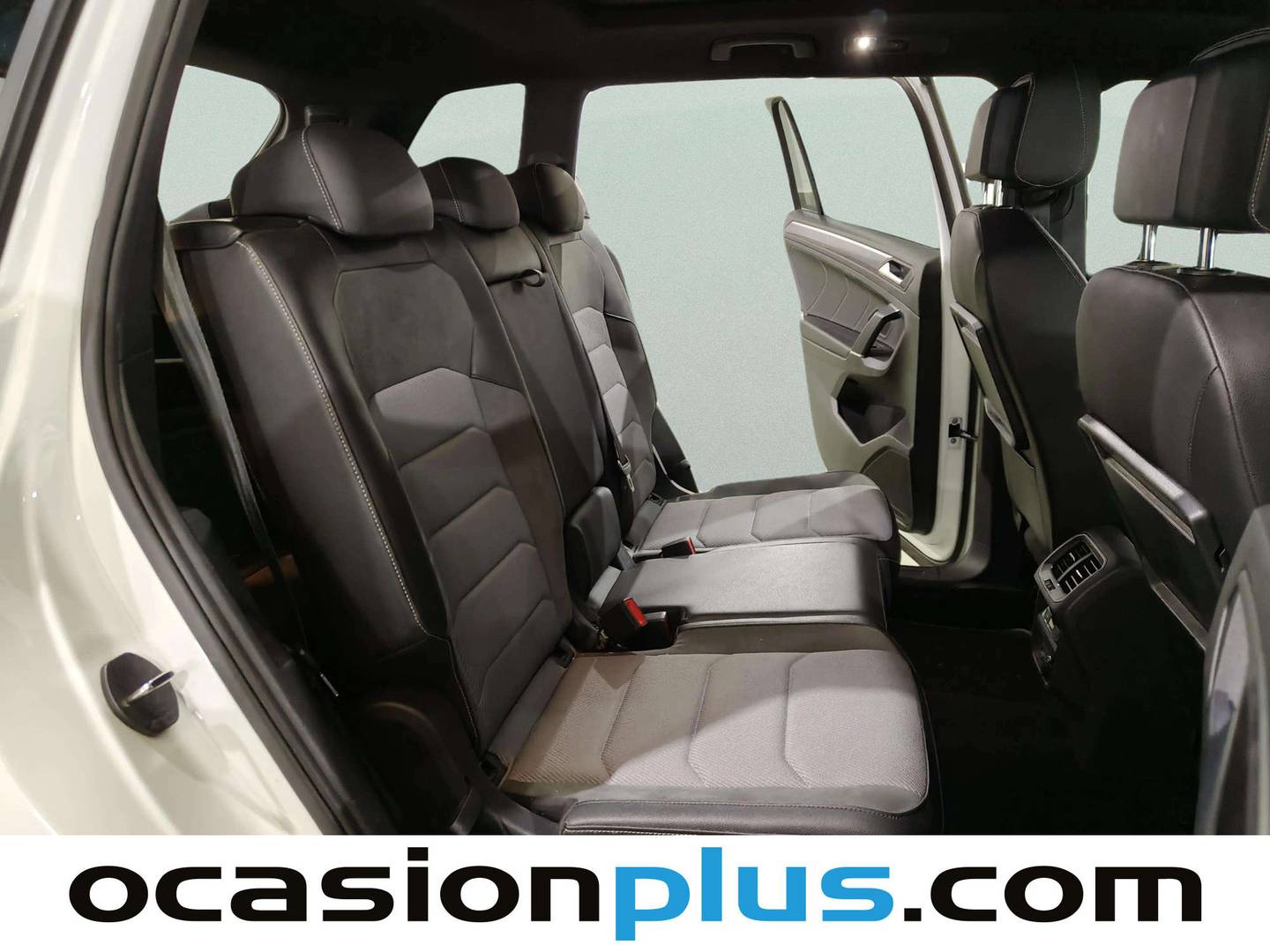 Foto Volkswagen Tiguan Allspace Volkswagen Tiguan Allspace Sport 2.0 TDI 4Motion (190 CV) DSG 7 Plazas Pack R-Line siete plazas