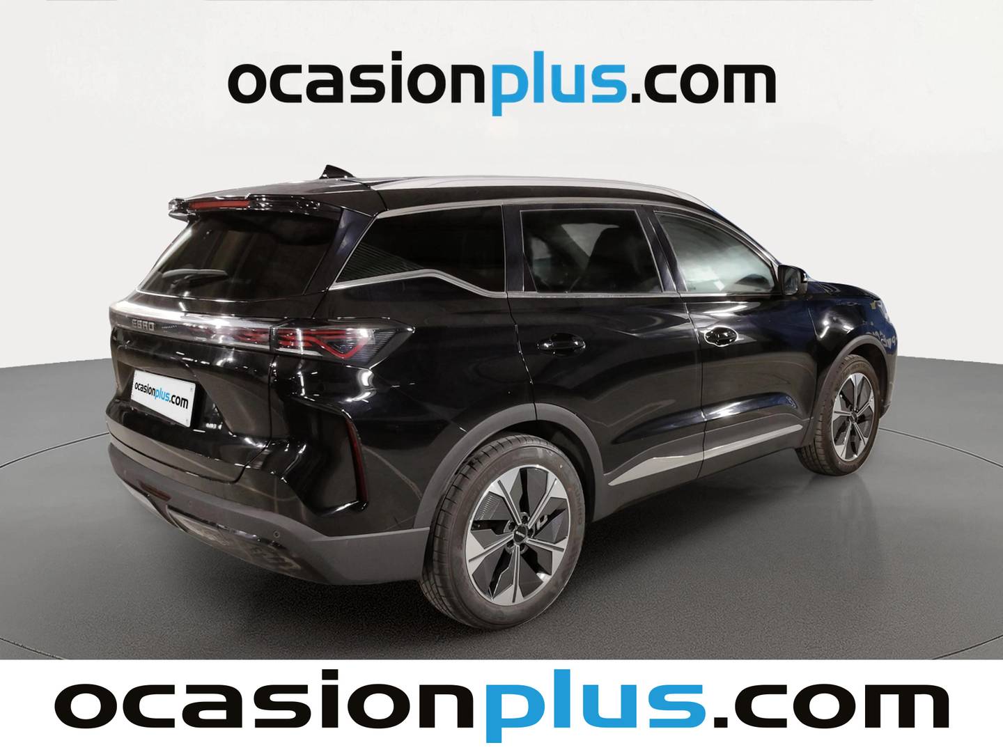 Foto trasera EBRO S700 EBRO S700 1.6 TGDI Luxury 7 DCT (147 CV) derecha