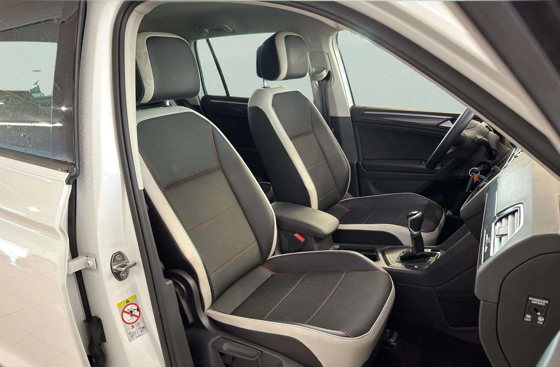 Volkswagen Tiguan Urban Sport 1.5 TSI - foto 21