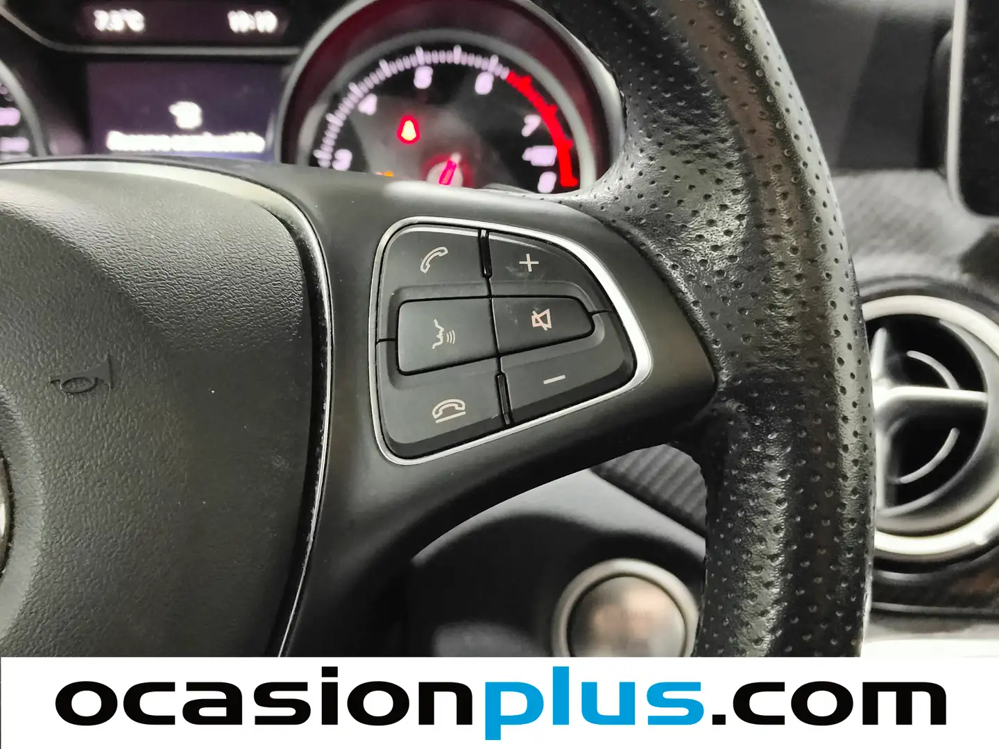 Foto Mercedes GLA Mercedes-Benz GLA GLA 200 (156 CV) AMG Pack