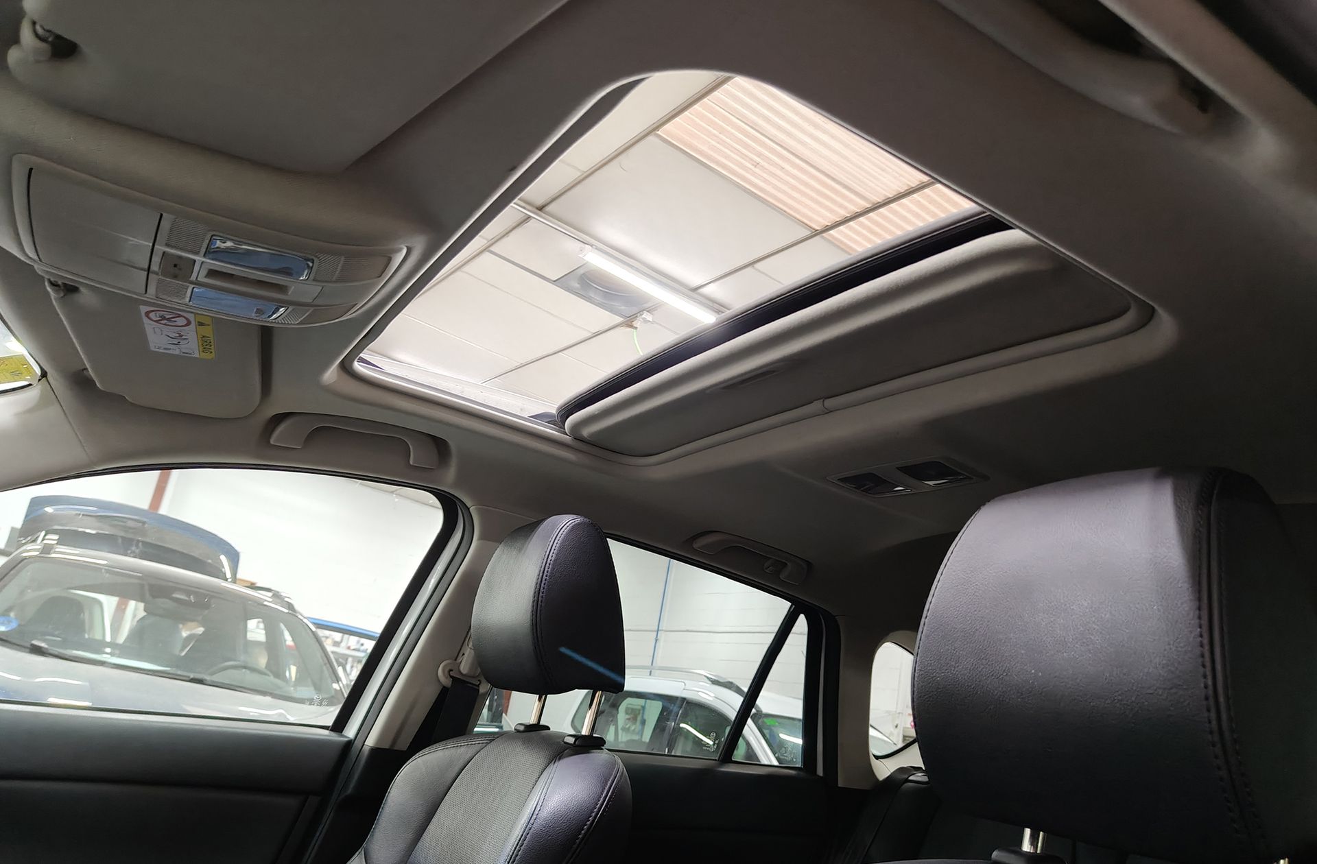 Mazda CX-5 2.5 Luxury Premium Travel SunRoof - foto 6