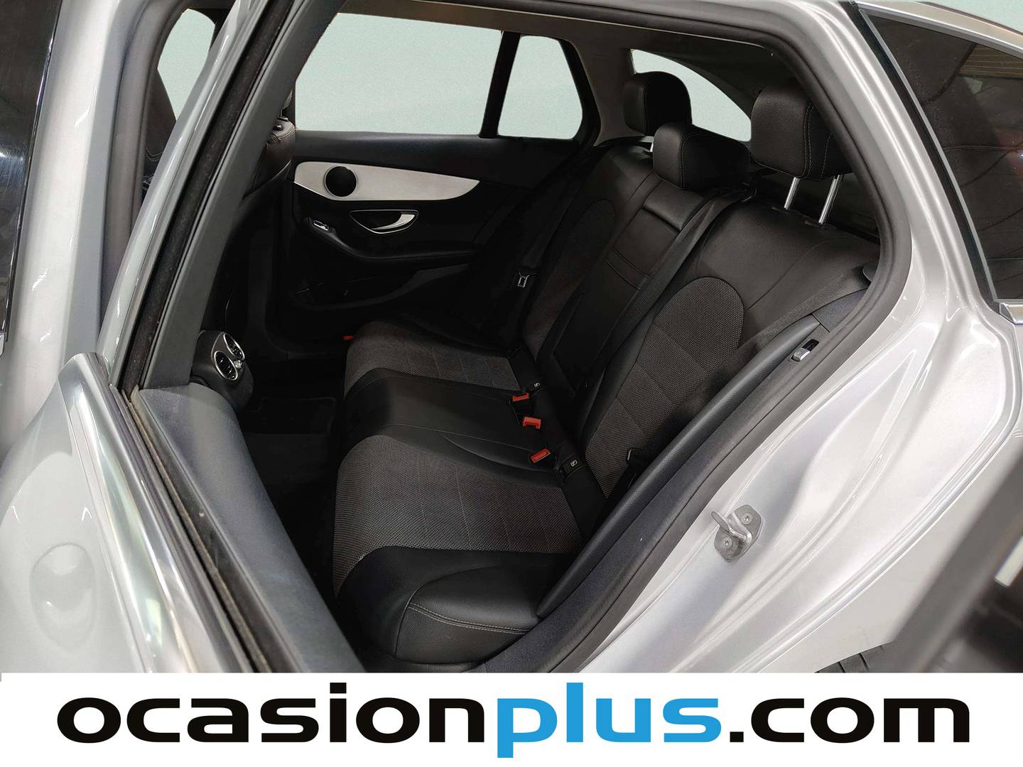 Foto asientos traseros Mercedes Clase C Mercedes Clase C Estate 220 d (170 CV) Pack AMG