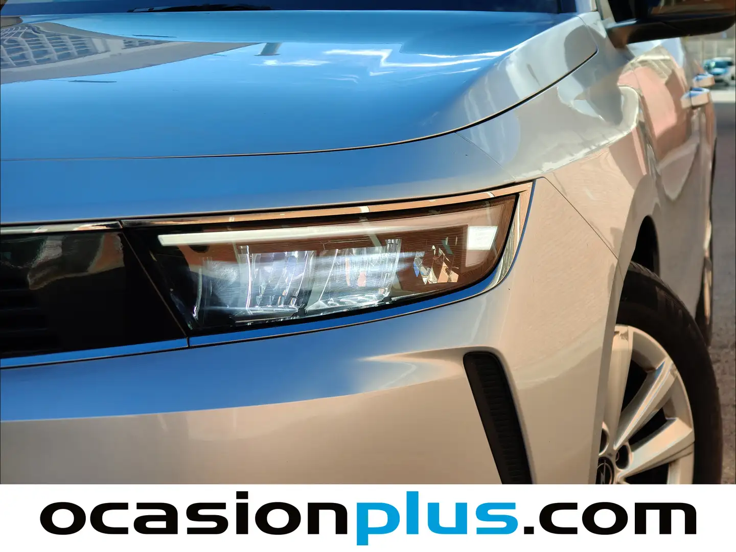 Foto Opel Astra Opel Astra 1.2 Turbo XHT Edition (130 CV)