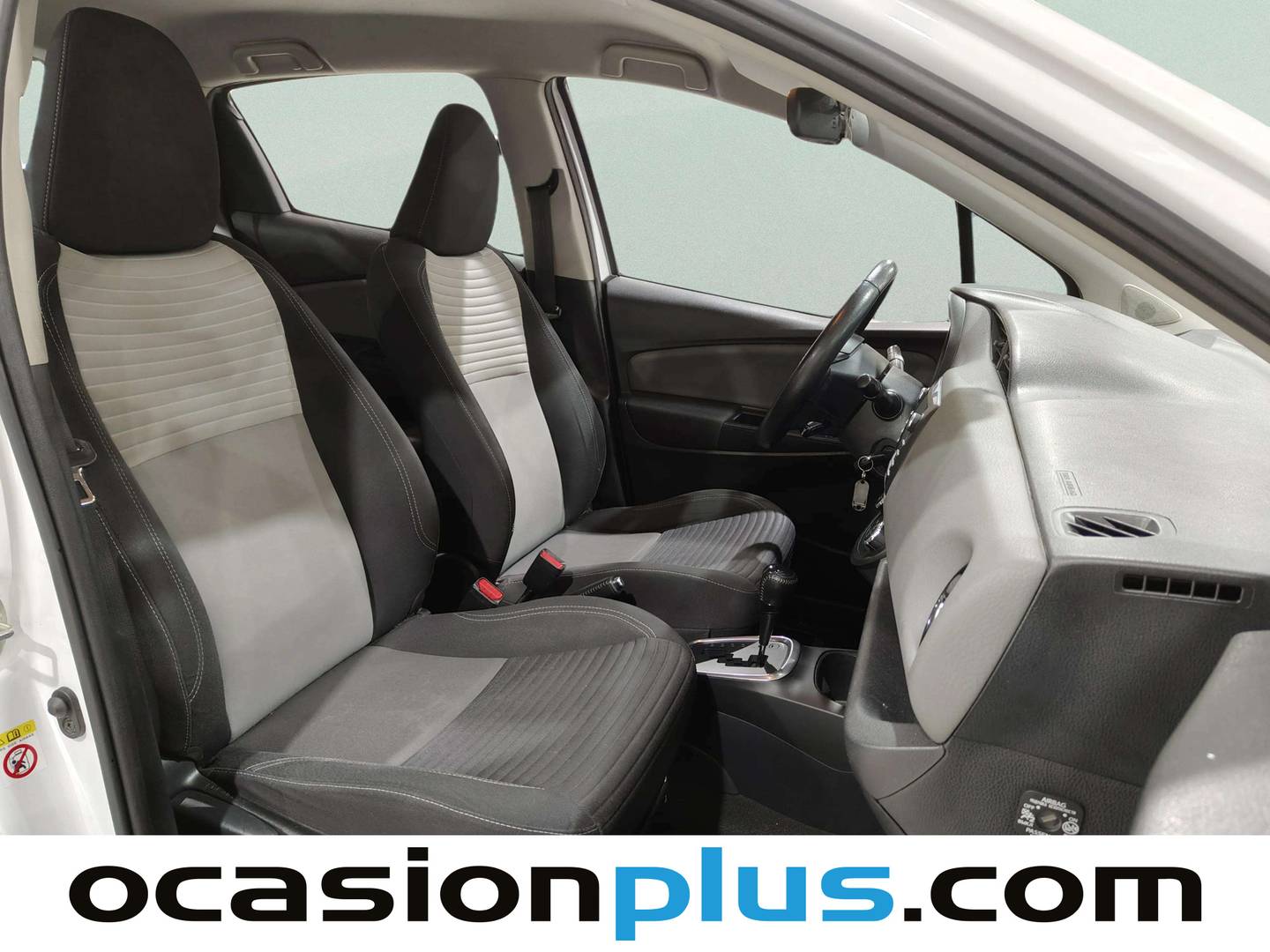 Foto Toyota Yaris Toyota Yaris 1.5 100H Active Tech (100 CV)