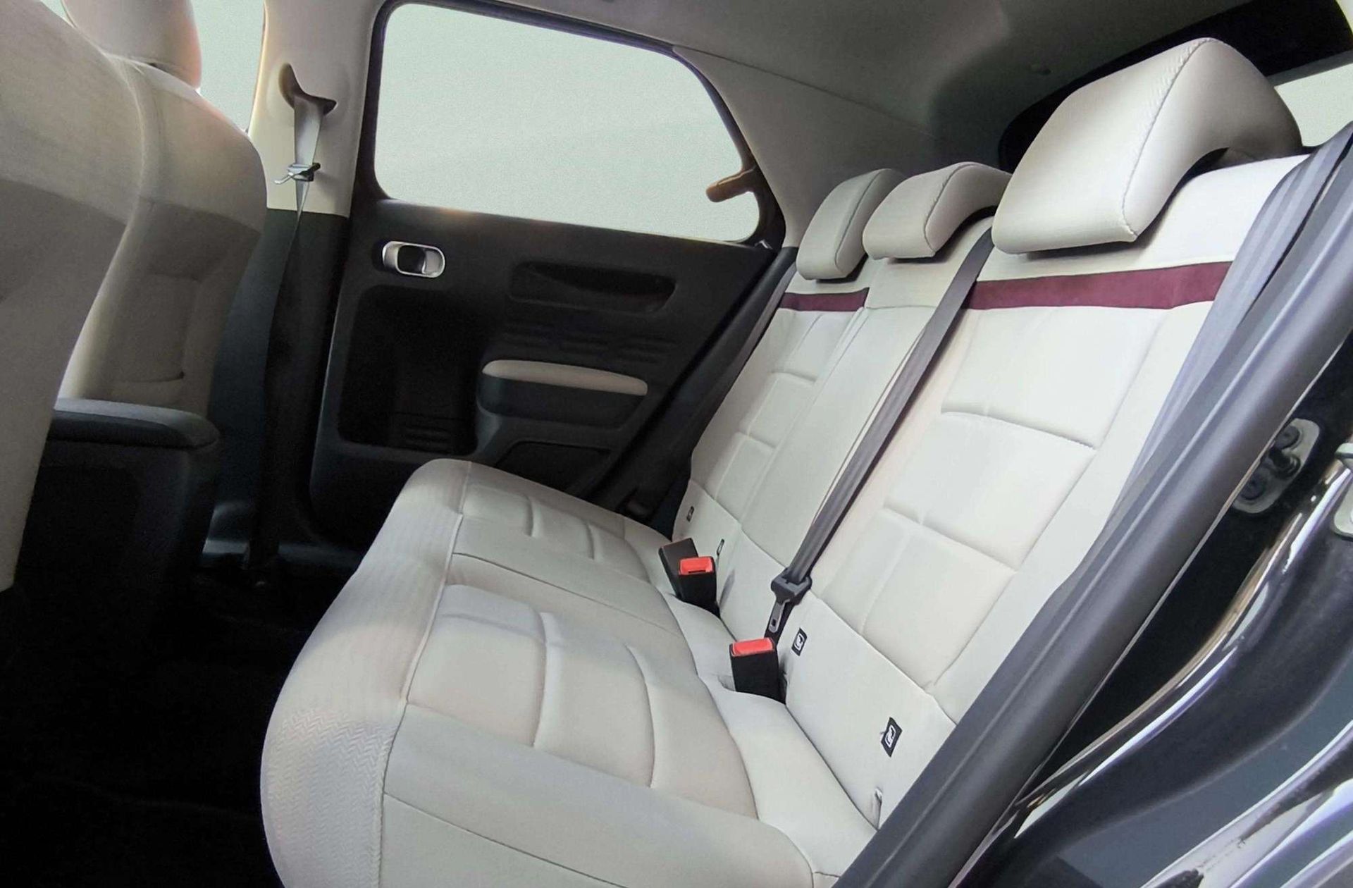 Citroën C4 Cactus PureTech 110 Shine - foto 13