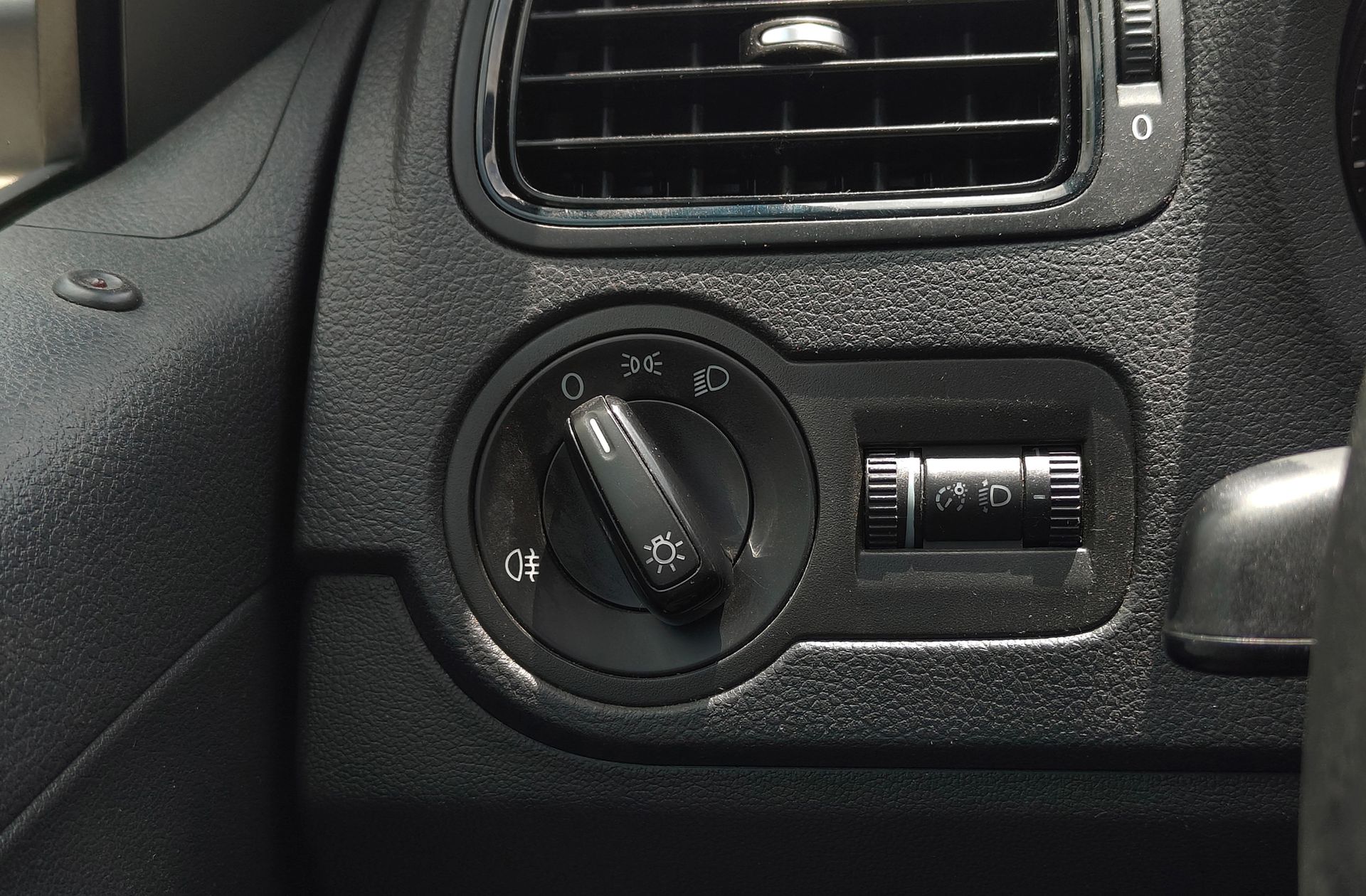Volkswagen Polo Advance 1.2 TSI - foto 21