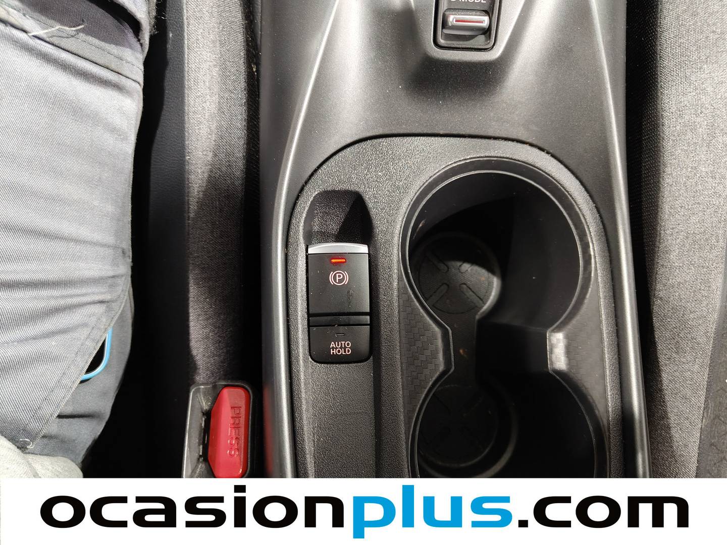 Foto Nissan JUKE Nissan Juke DIG-T N-Connecta 4x2 DCT (114 CV)