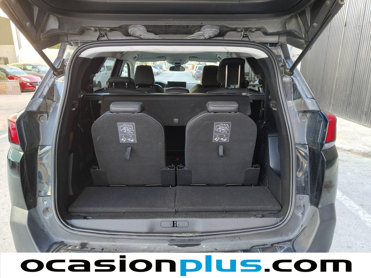 Peugeot 5008 Peugeot 5008 PureTech 130 S&S Allure EAT8 (130 CV) 7 Plazas gasolina
