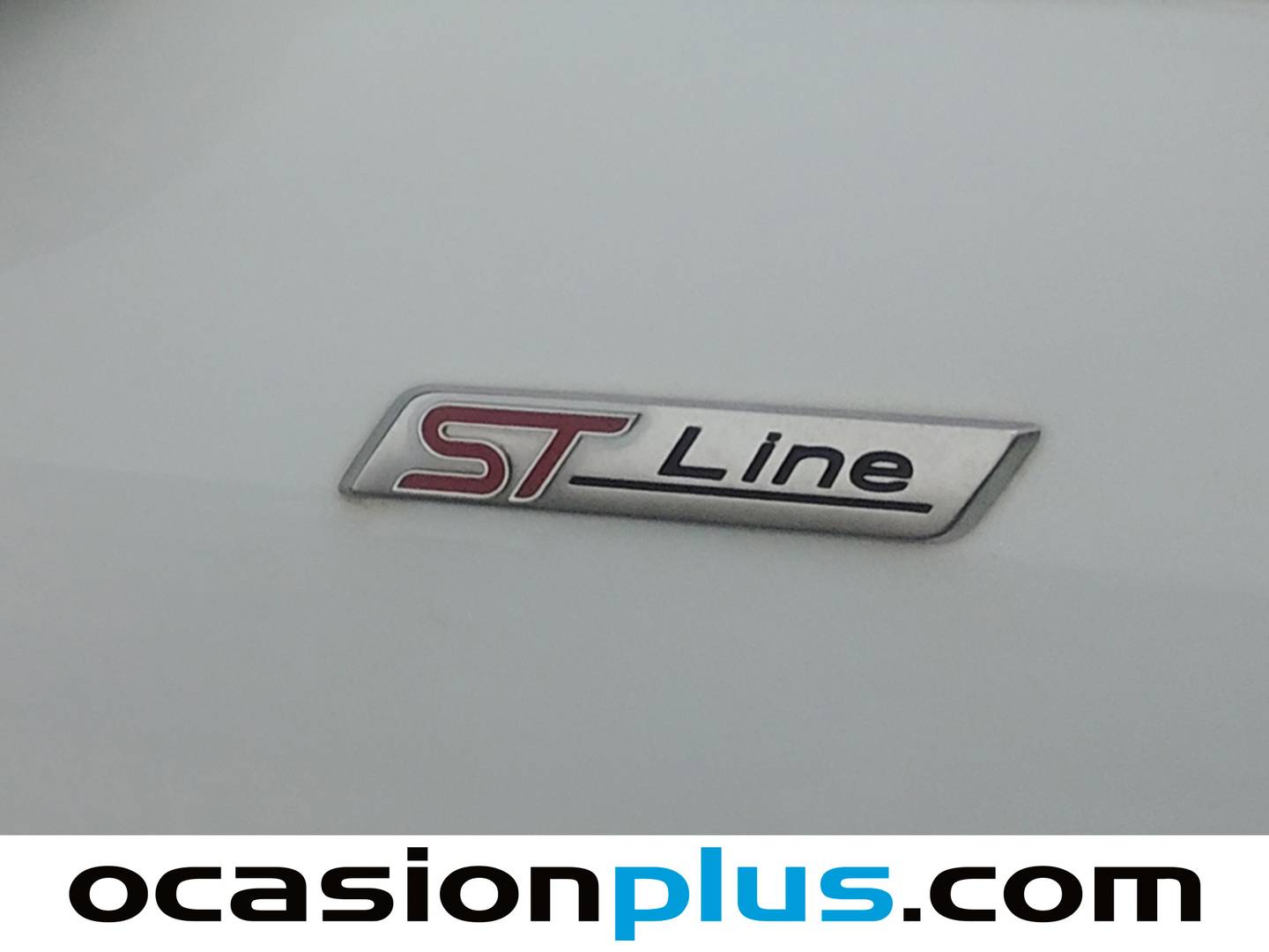 Extras y acabados del Ford Kuga Ford Kuga 2.5 Duratec FHEV ST-Line Auto (190 CV)