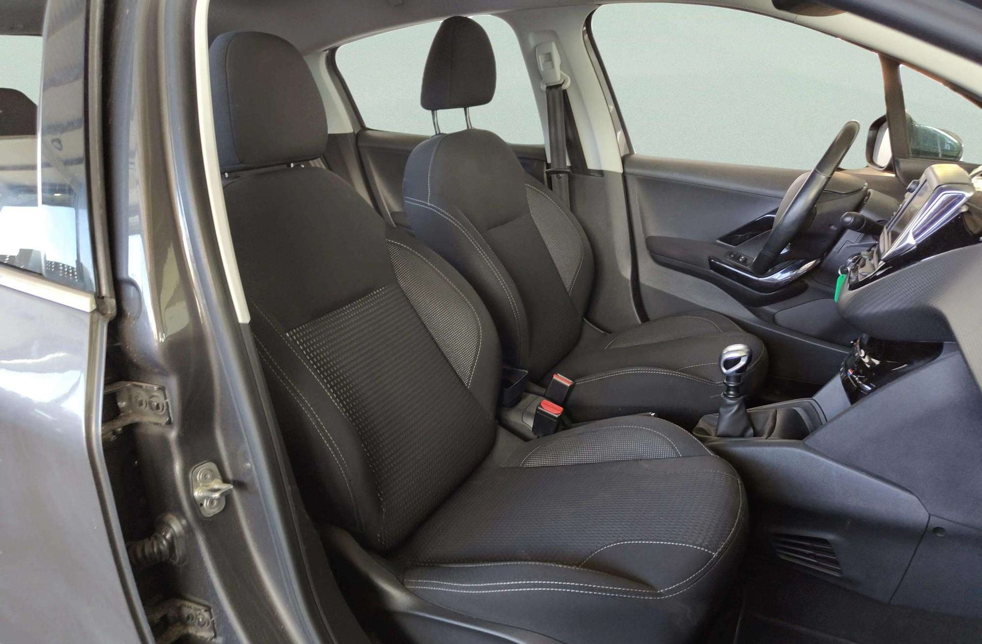 Peugeot 208 PureTech 110 Tech Edition - foto 17
