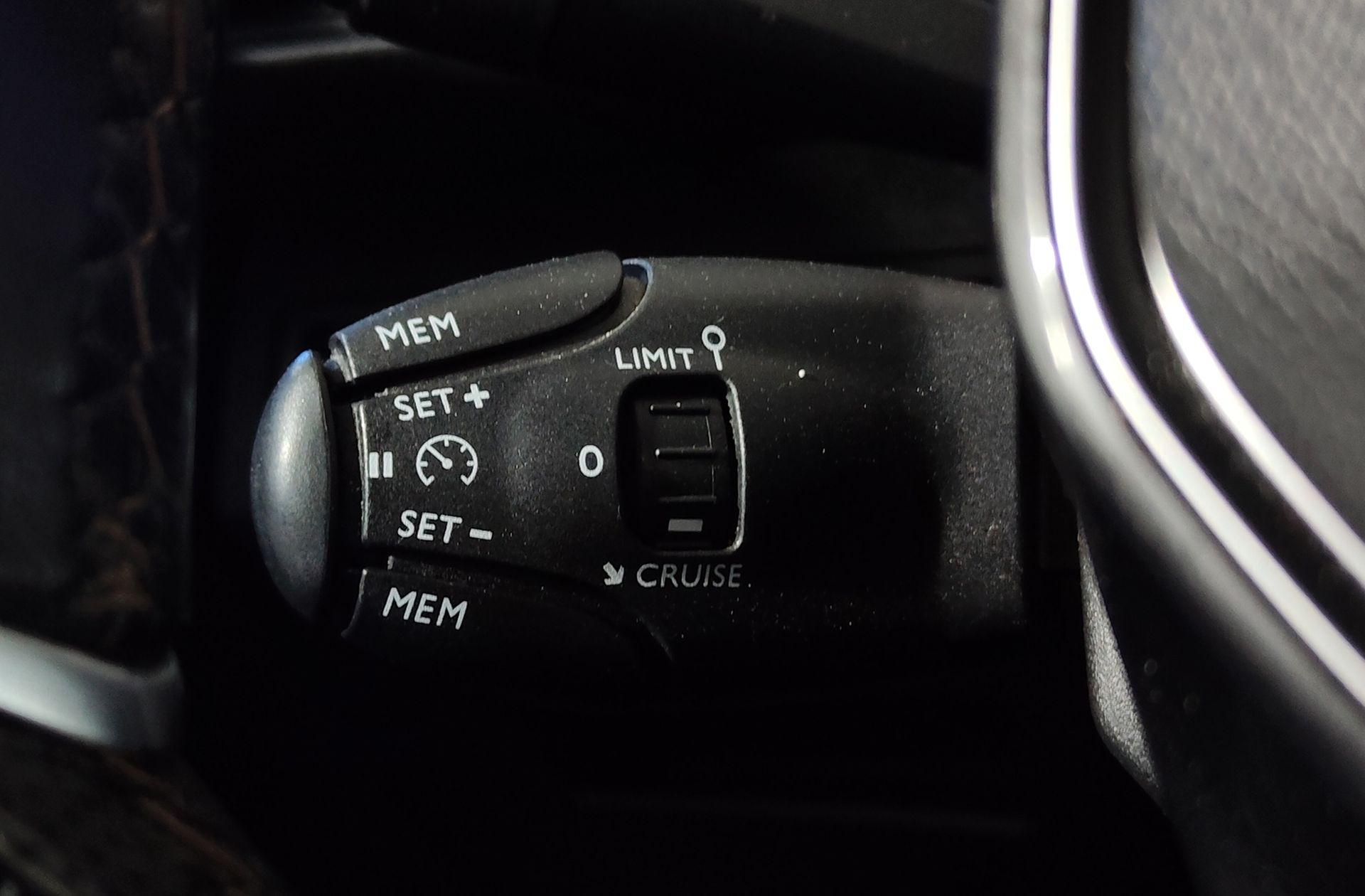 Peugeot 5008 BlueHDi 130 GT Line 7 plazas - foto 32