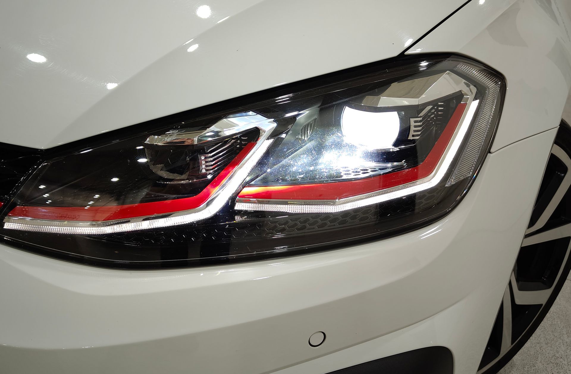 Volkswagen Golf GTI 2.0 TSI DSG - foto 15