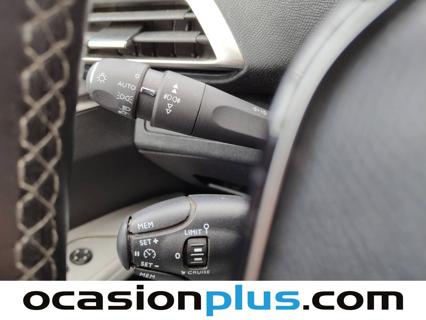 Paquetes del Peugeot 5008 Peugeot 5008 PureTech 130 S&S Allure (130 CV) 7 Plazas