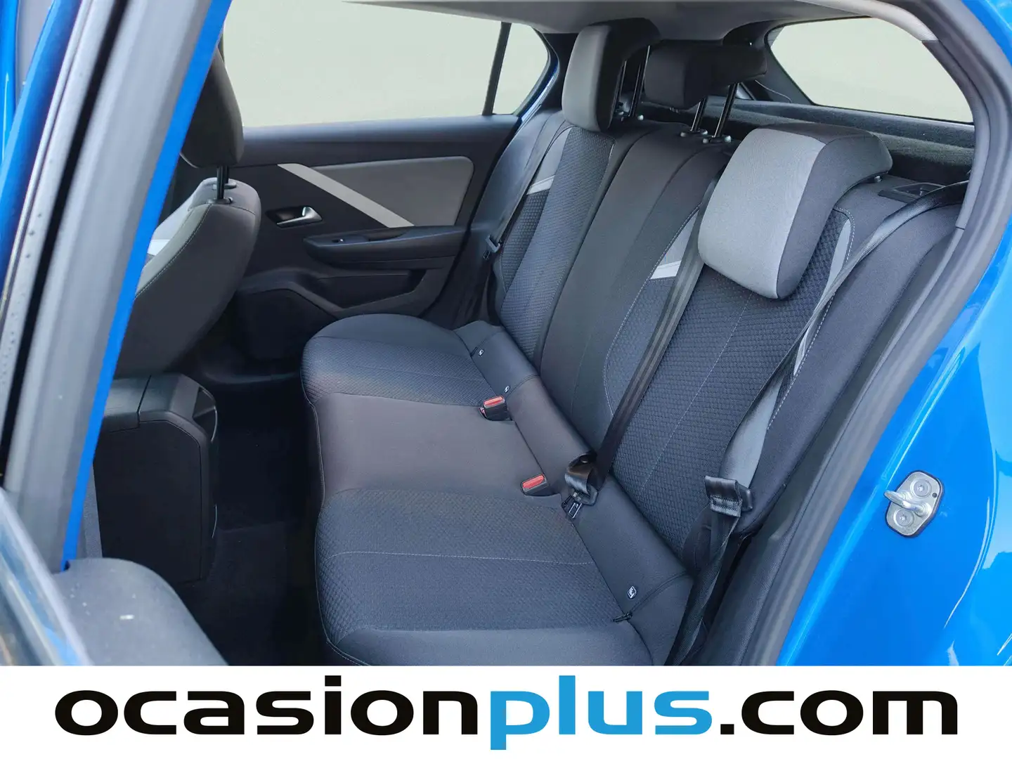 Foto Opel Astra Opel Astra 1.2 Turbo XHT Edition (130 CV)