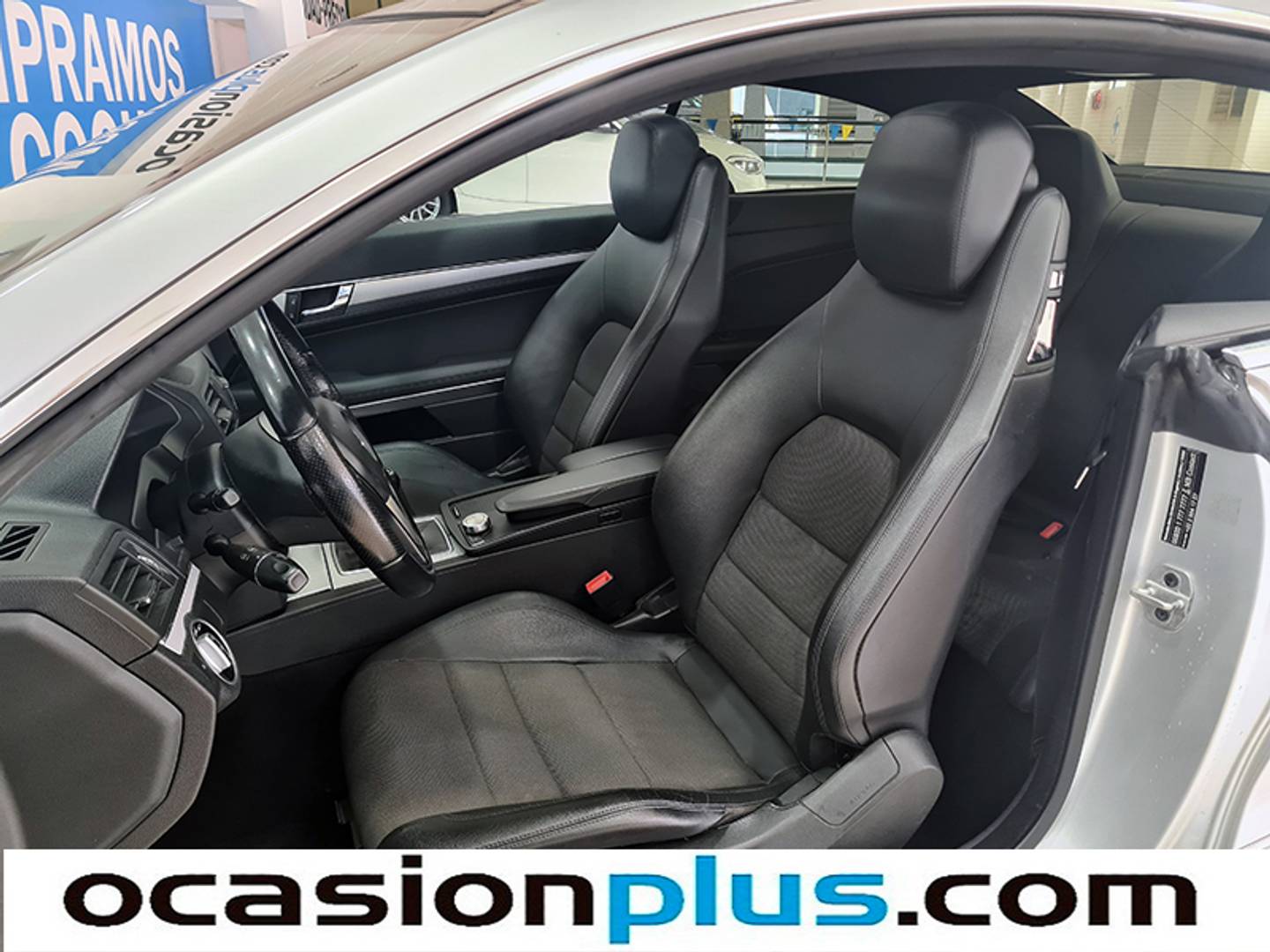 Foto Mercedes Clase E Mercedes-Benz Clase E E 220 CDI Coupe Blue Efficiency Avantgarde (163 CV)