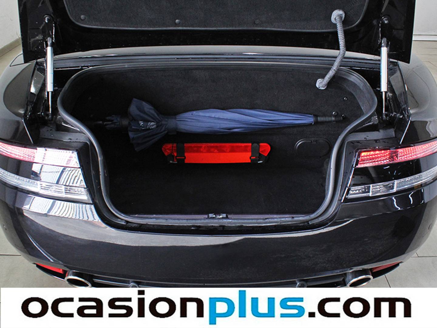 Foto Aston Martin DB9 Aston Martin DB9 Cabrio 5.9 Volante Touchtronic 2 (450 CV)