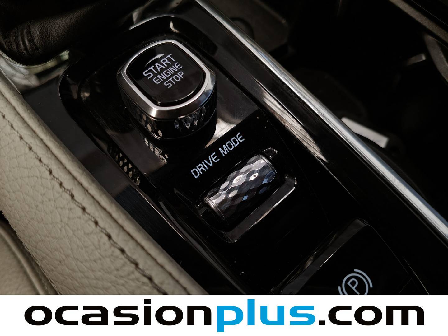 Volvo XC90 Volvo XC90 D4 Momentum Auto (190 CV) 7 Plazas km 0