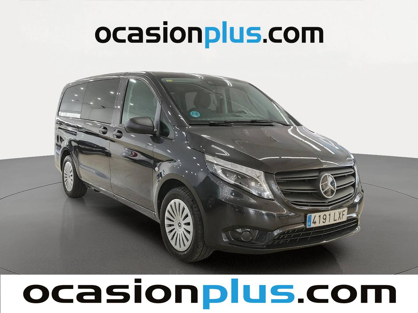 Foto delantera Mercedes Vito Mercedes-Benz Vito Combi 116 CDI Tourer Pro Larga (163 CV) 9 Plazas izquierda