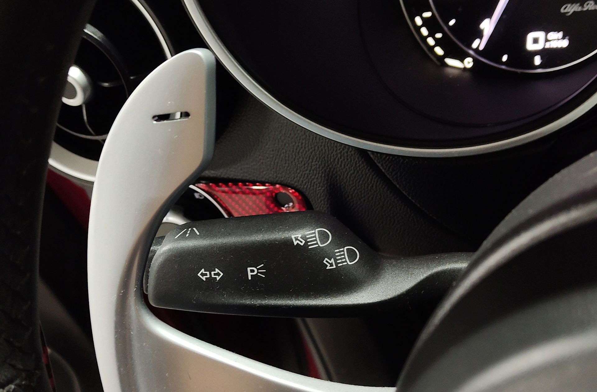 Alfa Romeo Stelvio 2.0 Gasolina Executive AWD - foto 27