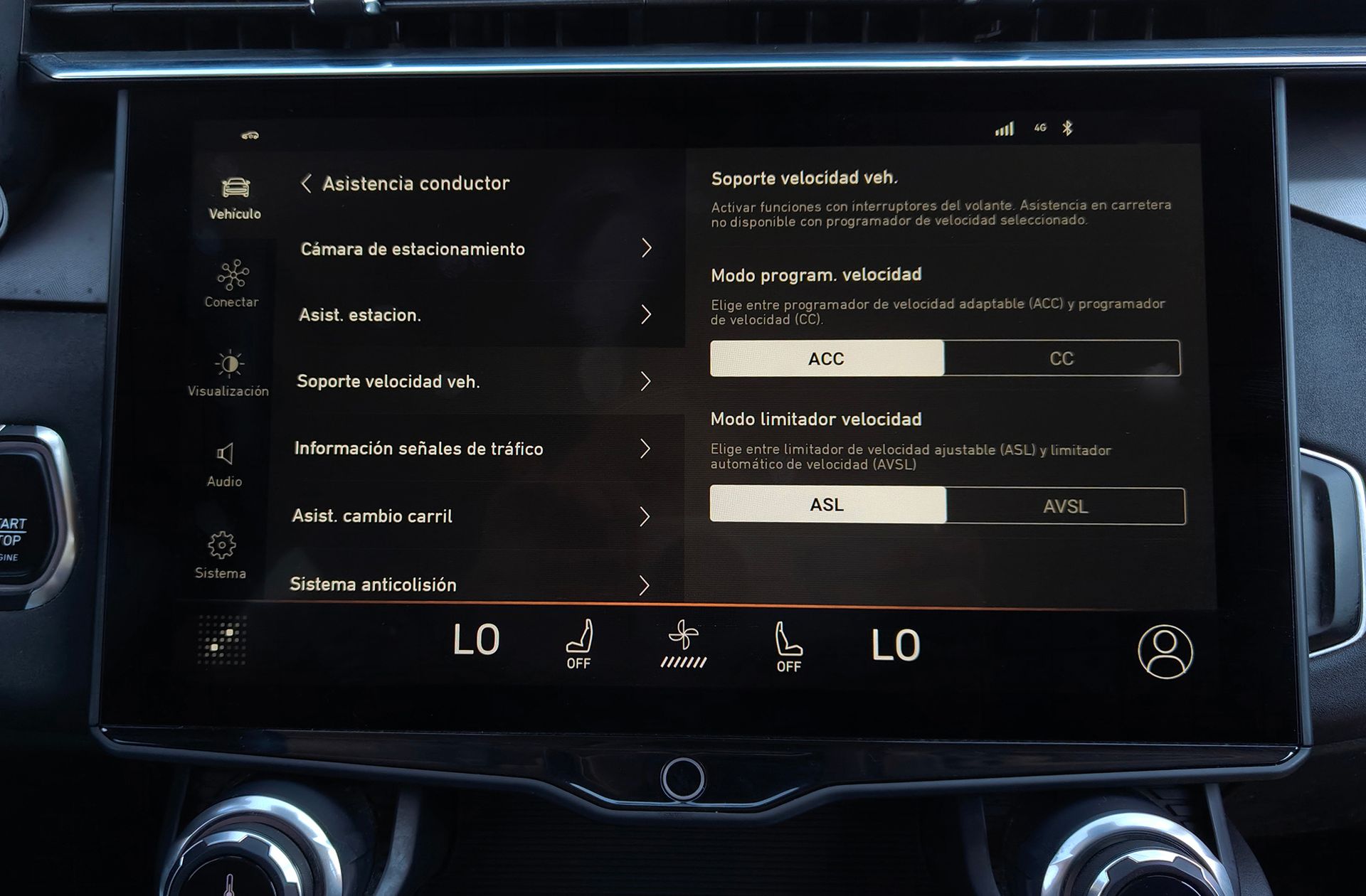 Lynk & Co 01 1.5 PHEV - foto 16