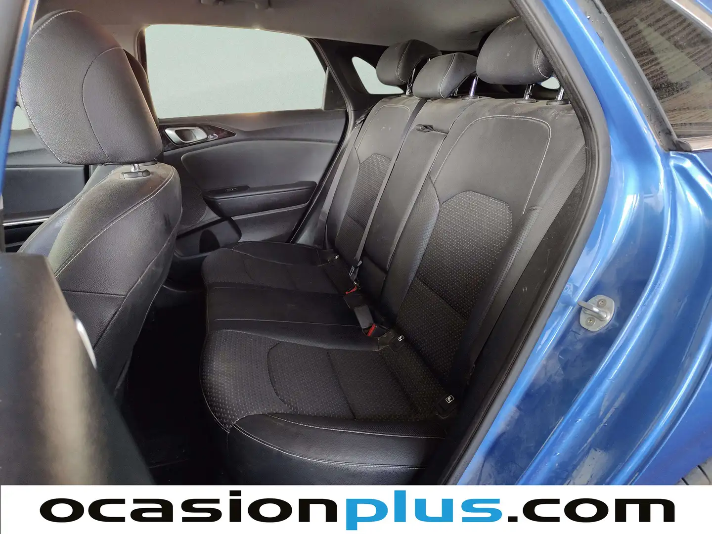 Foto KIA Ceed Kia Ceed 1.4 T-GDi Tech DCT (140 CV)