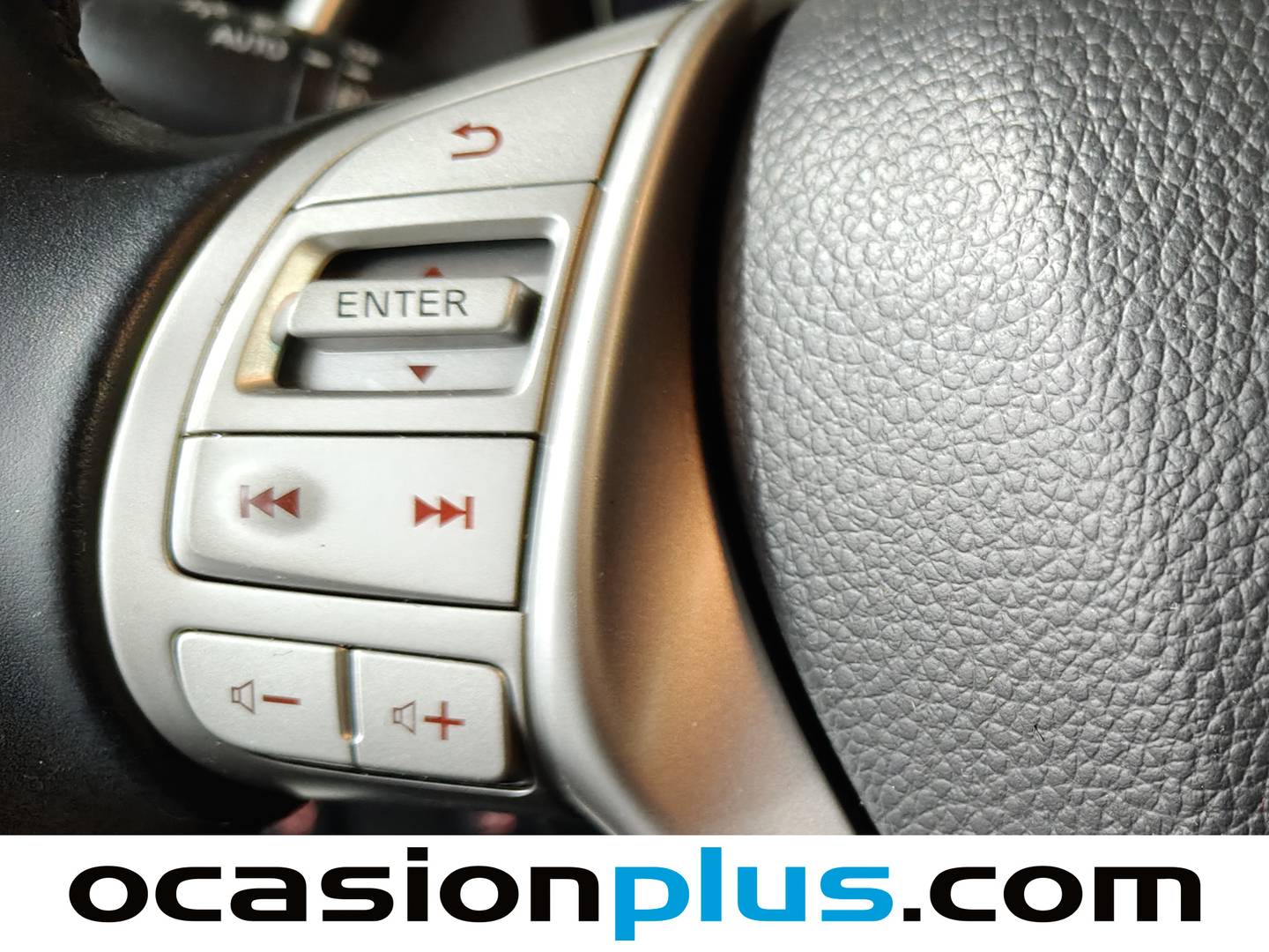 Foto Nissan QASHQAI Nissan Qashqai 1.5 dCi N-Connecta 4x2 (110 CV)