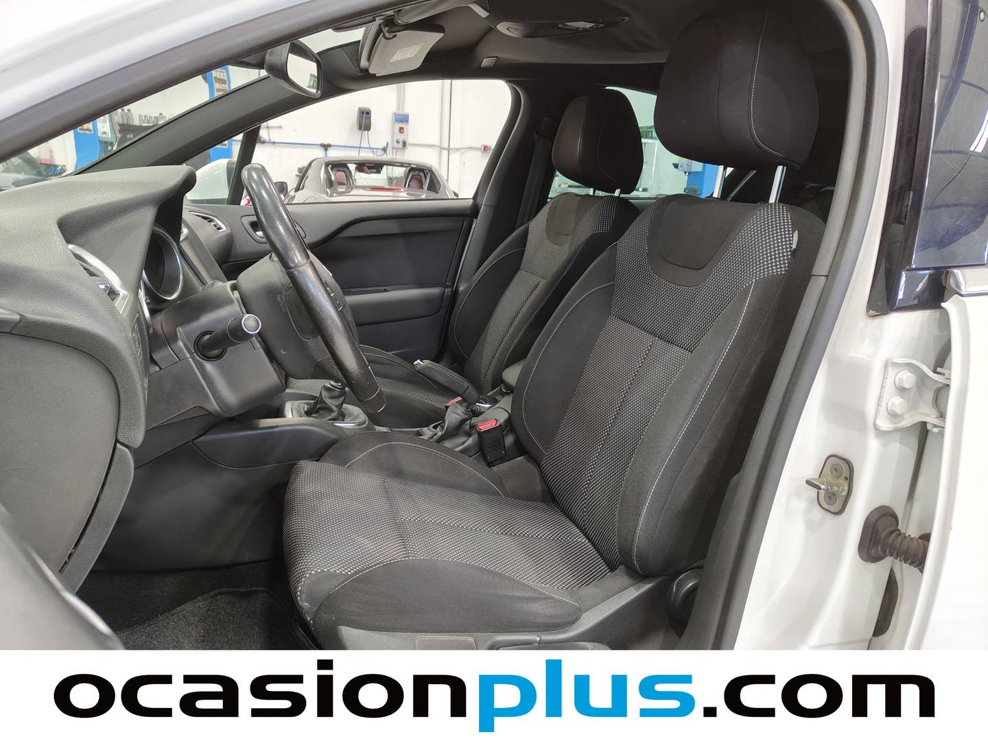 Foto DS DS 4 DS DS4 1.6 BlueHDi STT Desire (120 CV)