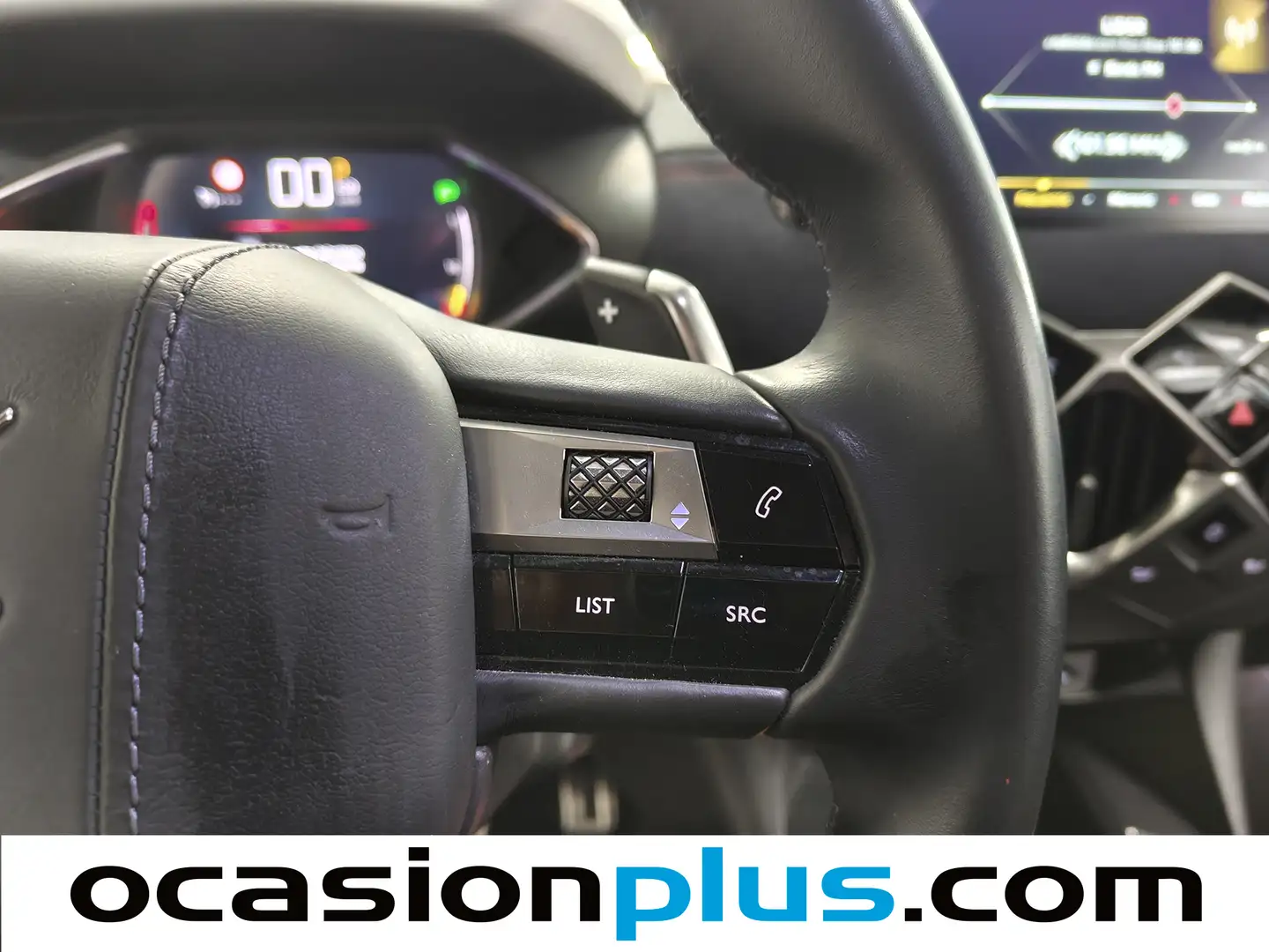 Foto DS DS 3 Crossback DS DS3 Crossback BlueHDi 130 Ines de la Fressange Auto (131 CV)