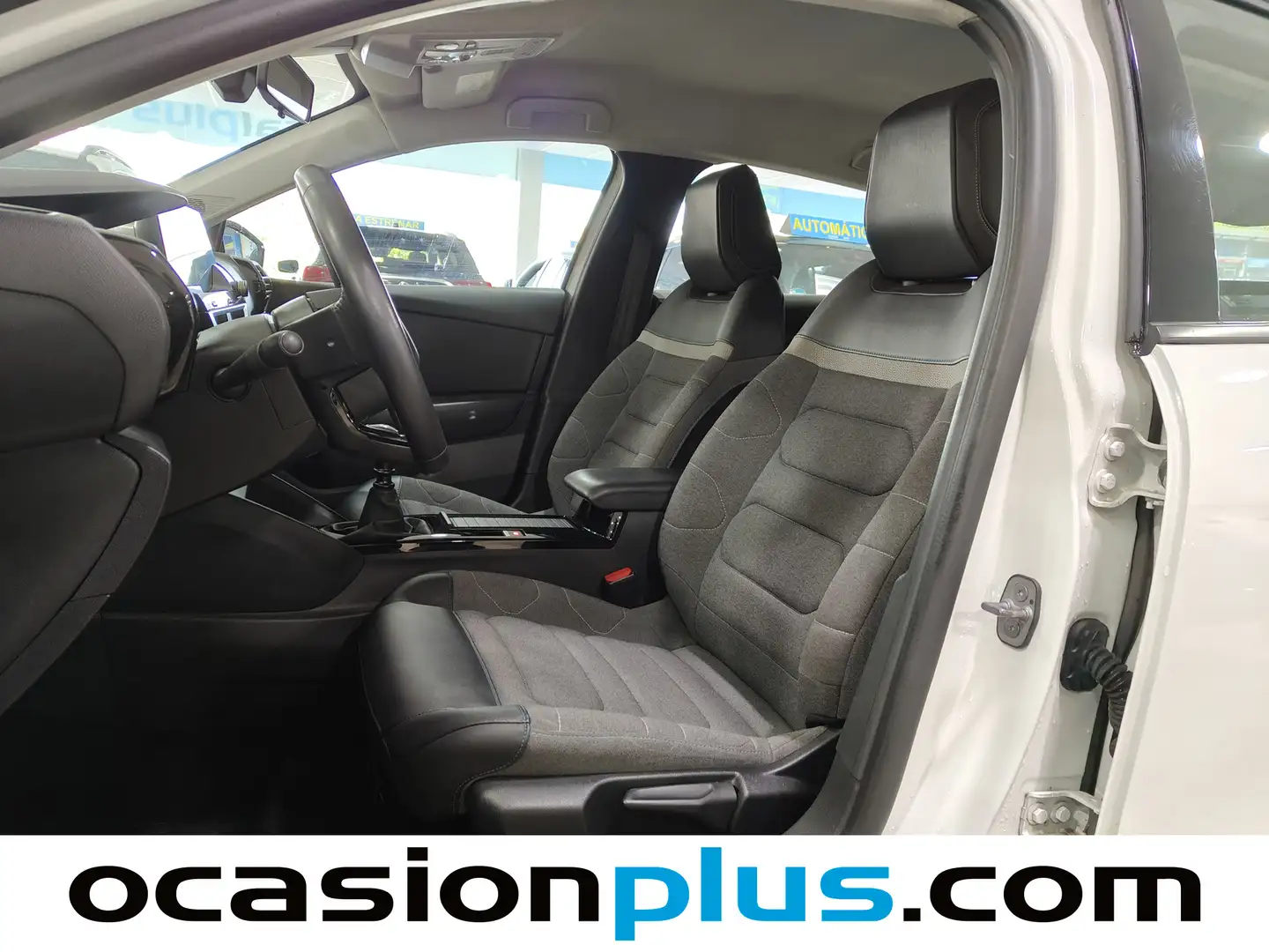 Foto Citroën C4 Citroen C4 PureTech 130 S&S 6v Feel Pack (130 CV)