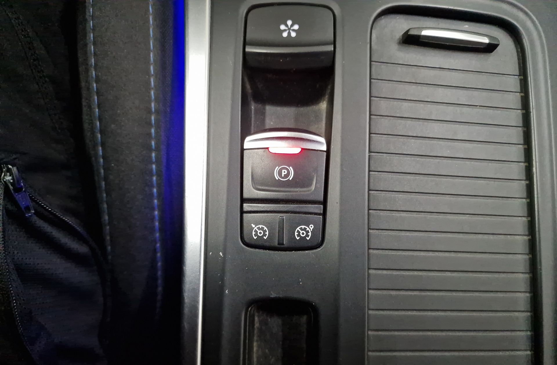 Renault Mégane GT Line TCe GPF - foto 30