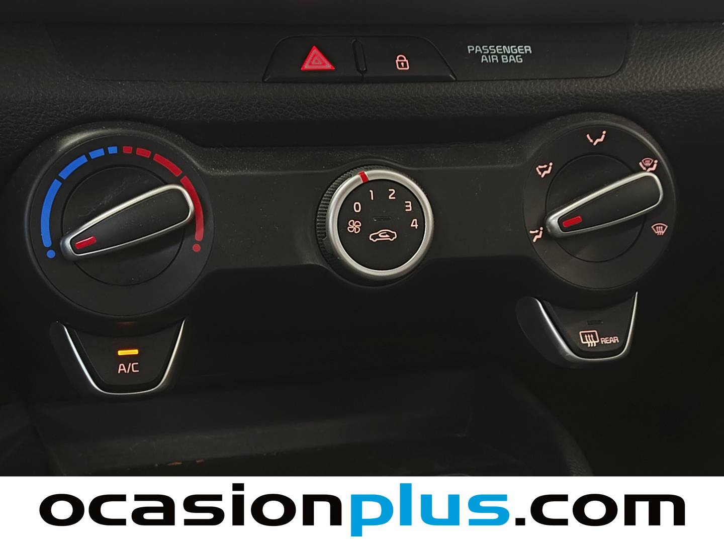 Acabados KIA Stonic KIA Stonic 1.0 T-GDi MHEV iMT Concept (100 CV)