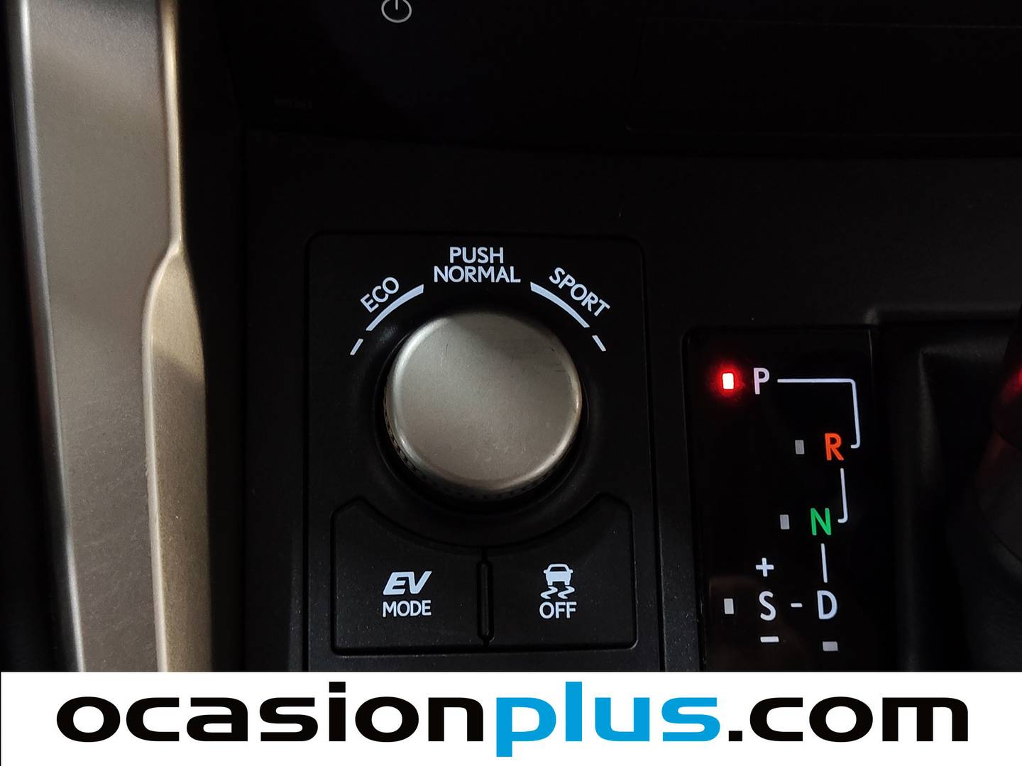 Accesorios del Lexus NX Lexus NX 300h Executive Tecno 4WD (197 CV)