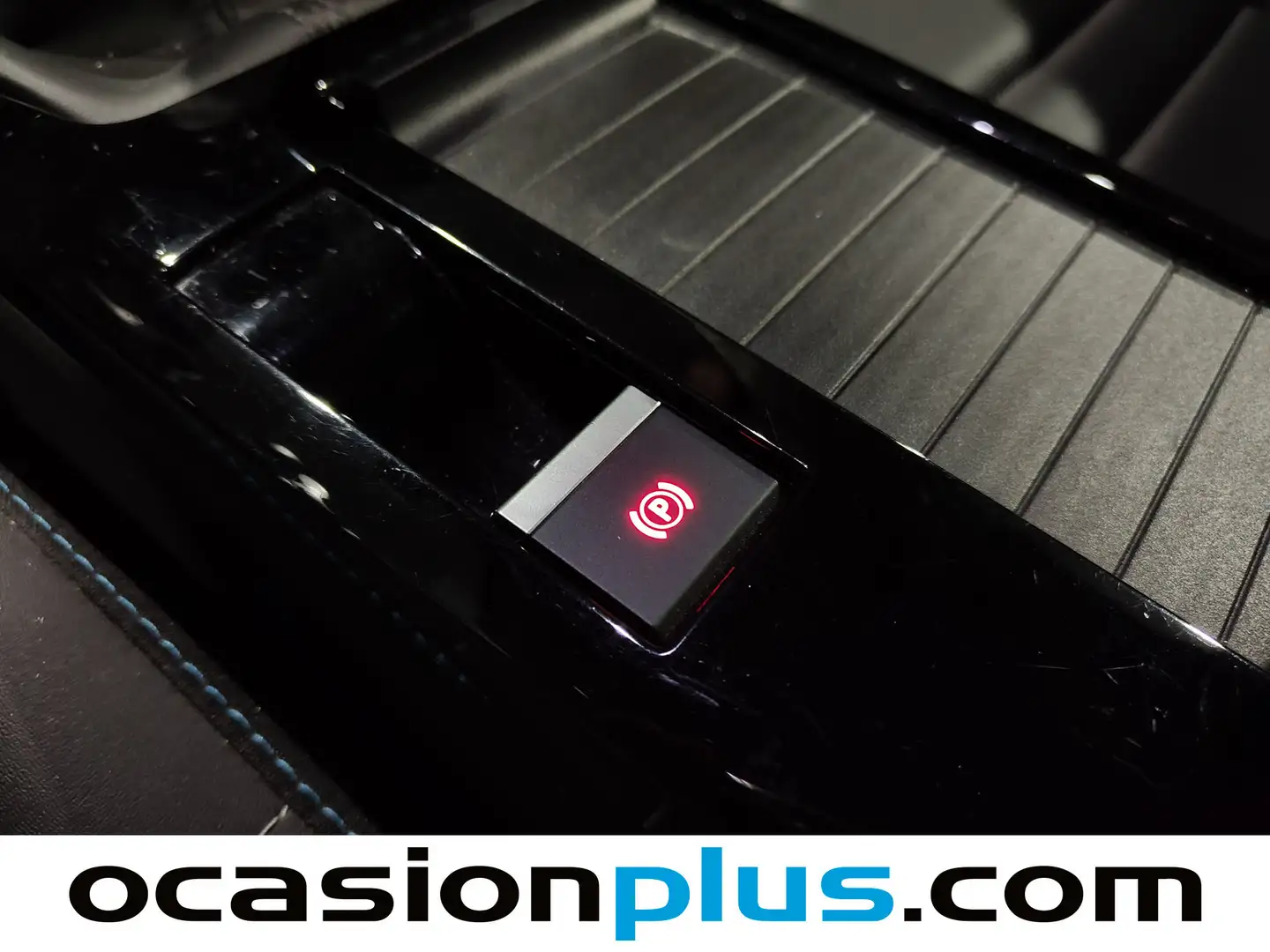 Foto Citroën C4 Citroen C4 PureTech 130 S&S Shine  (130 CV)