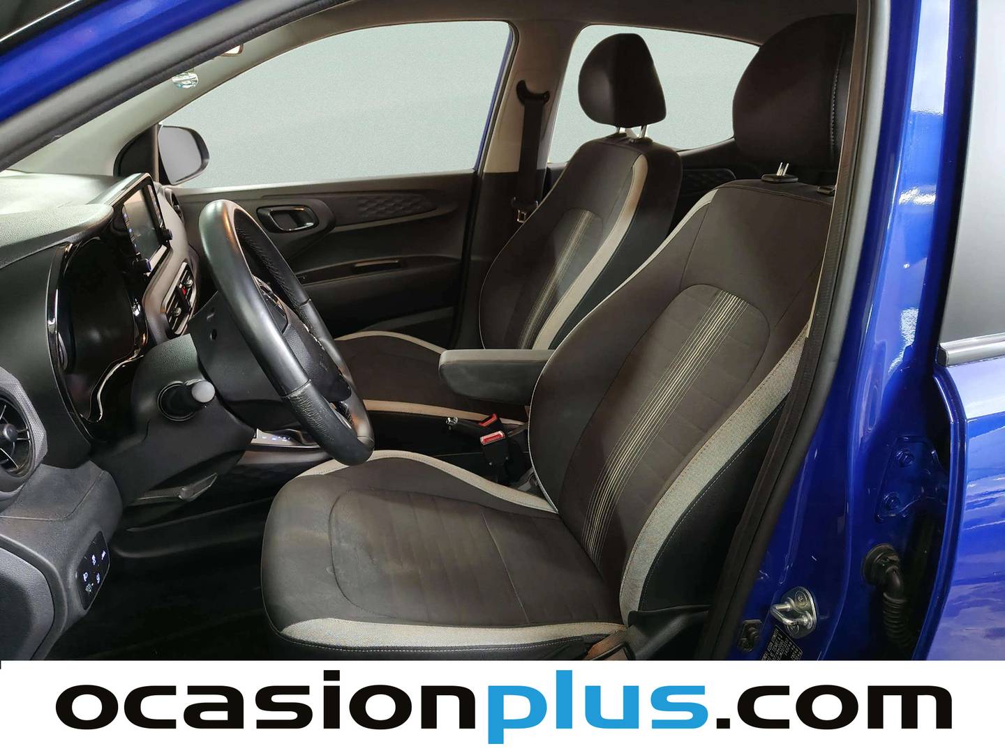 Foto asientos delanteros Hyundai i10 Hyundai i10 1.2 Tecno AT (84 CV)