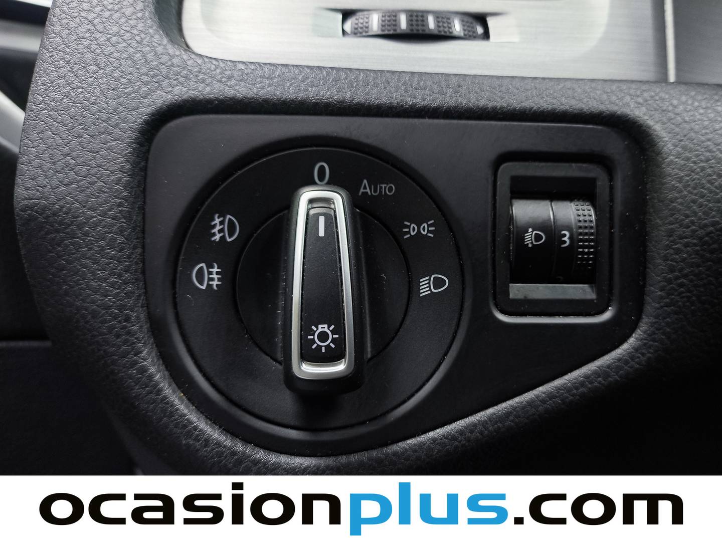 Extras y acabados del Volkswagen Golf Volkswagen Golf Advance 1.6 TDI BMT (105 CV) DSG