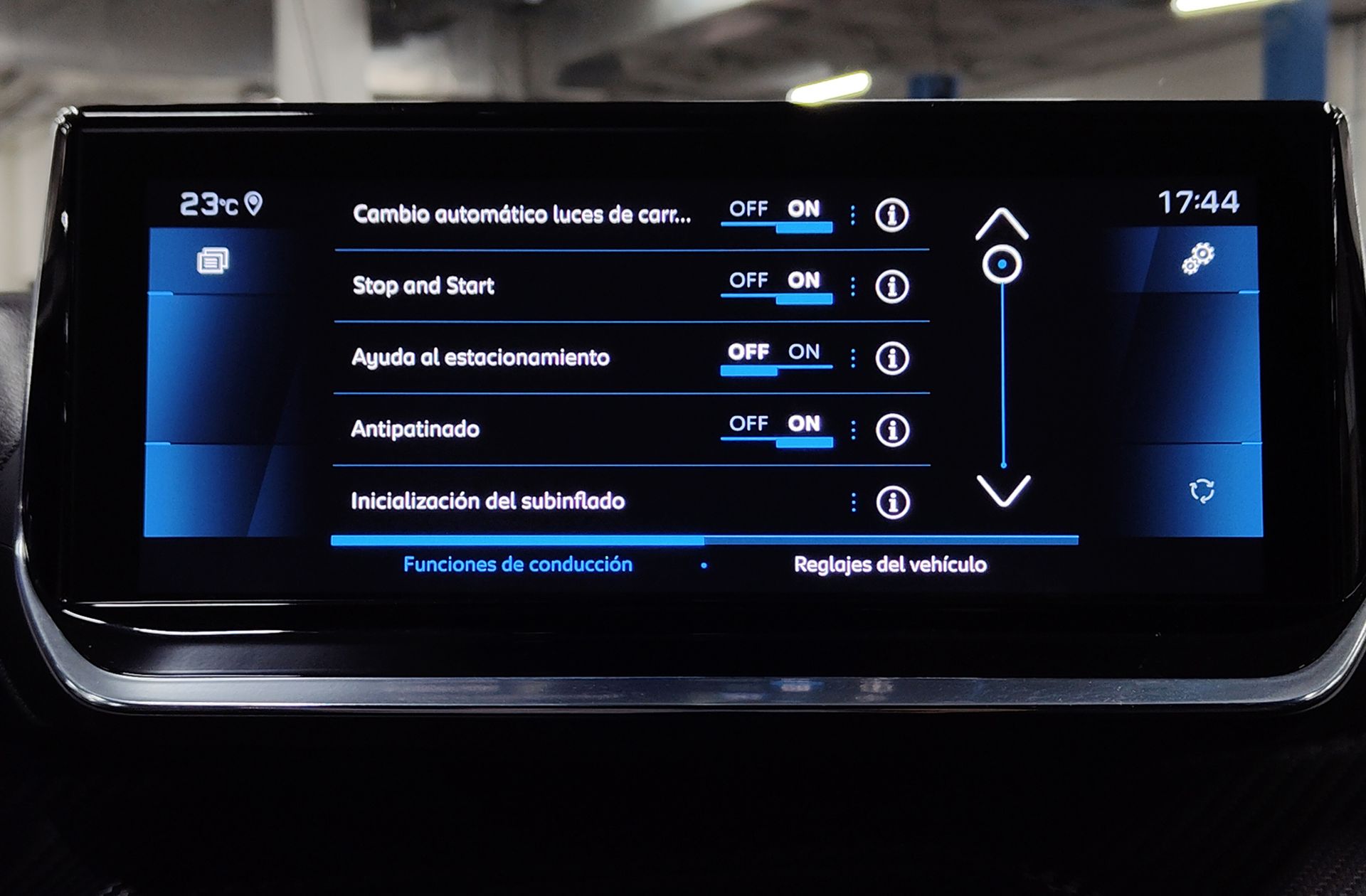 Peugeot 208 PureTech 100 GT Line - foto 14