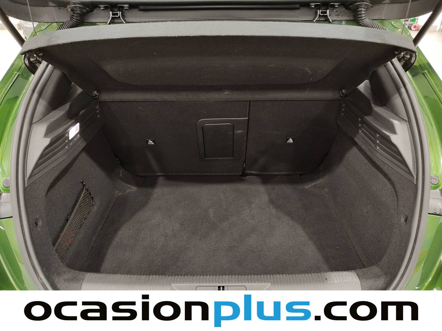 Foto Peugeot 308 Peugeot 308 PureTech 130 S&S Active Pack EAT8 (130 CV)