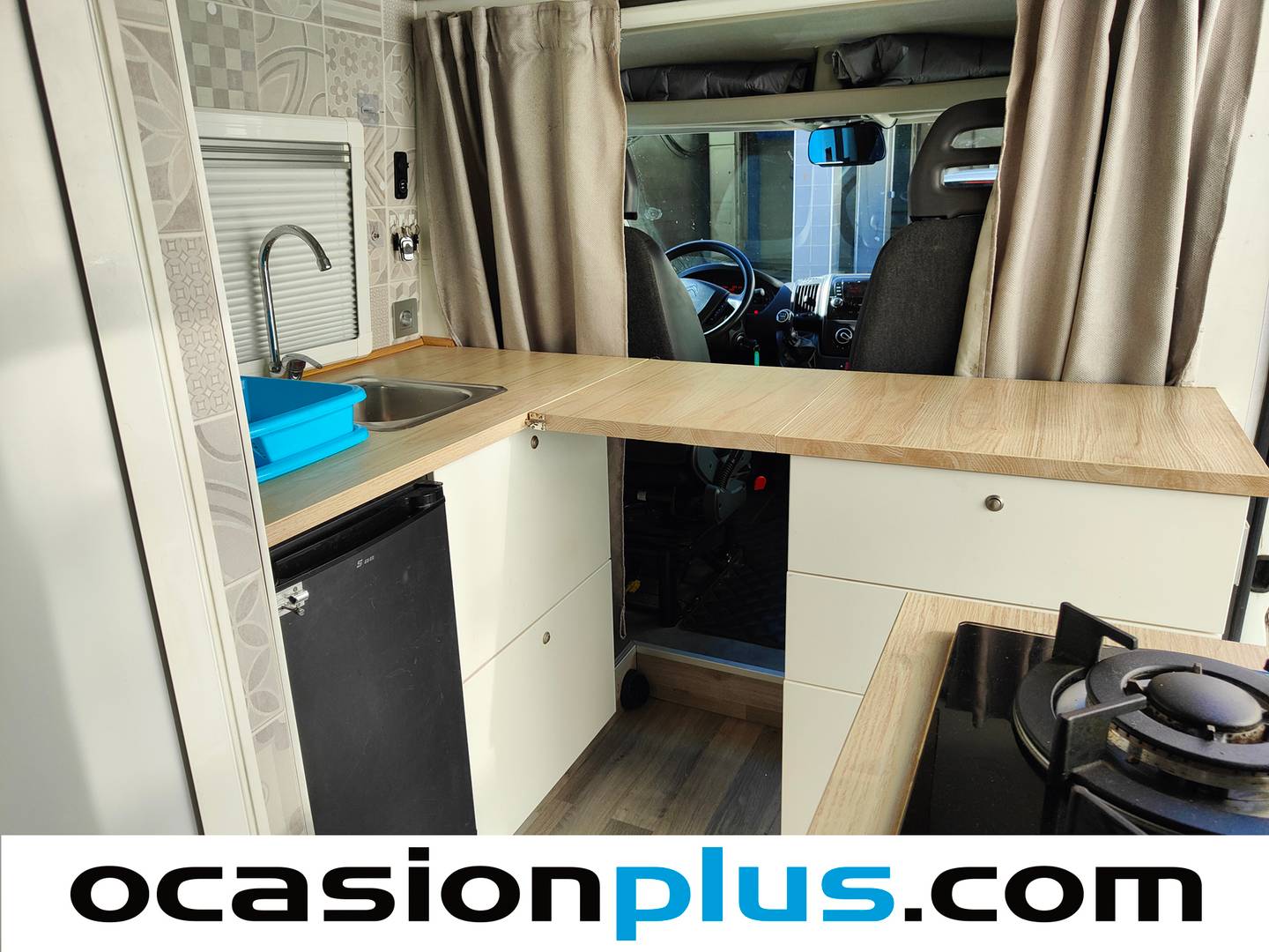 Foto Citroën Jumper Citroen Jumper BlueHDi 130 35 L3H3 (130 CV) Camperizada