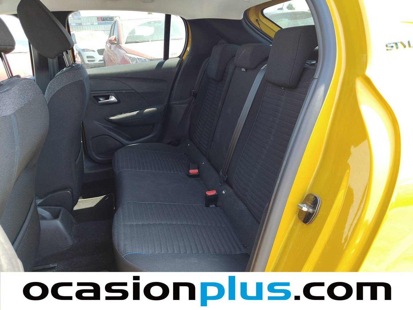 Foto asientos traseros Peugeot 208 Peugeot 208 PureTech 75 Style (75 CV)