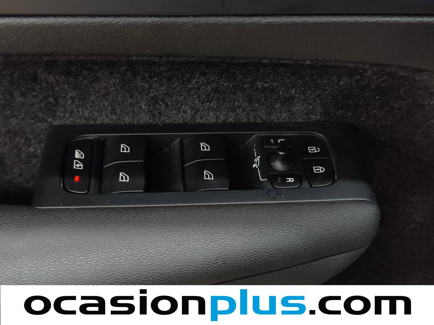 Volvo XC40 Volvo XC40 B3 Gasolina Mild hybrid Core Auto (163 CV) automático